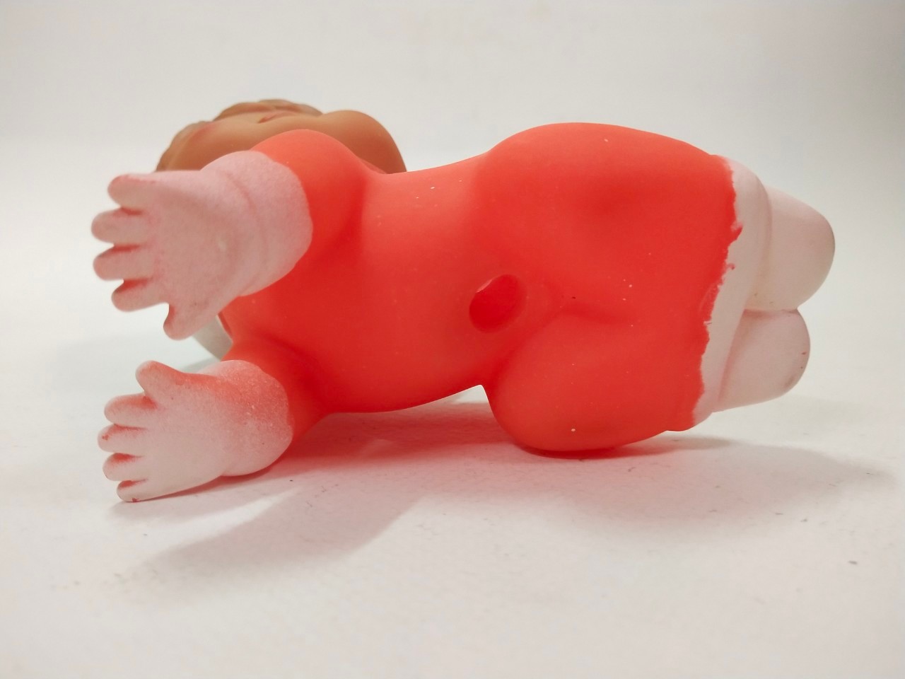 ตุ๊กตายางบีบ รุ่นเก่า รุ่นVintage baby doll ท่าคลาน งานเก่าหายากมาก ไม่พบบ่อย รุ่นฮ่องกง มือสองสภาพดีเก่าเก็บตามเวลา