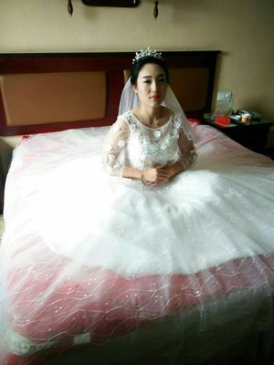 ชุดแต่งงาน แขนยาว