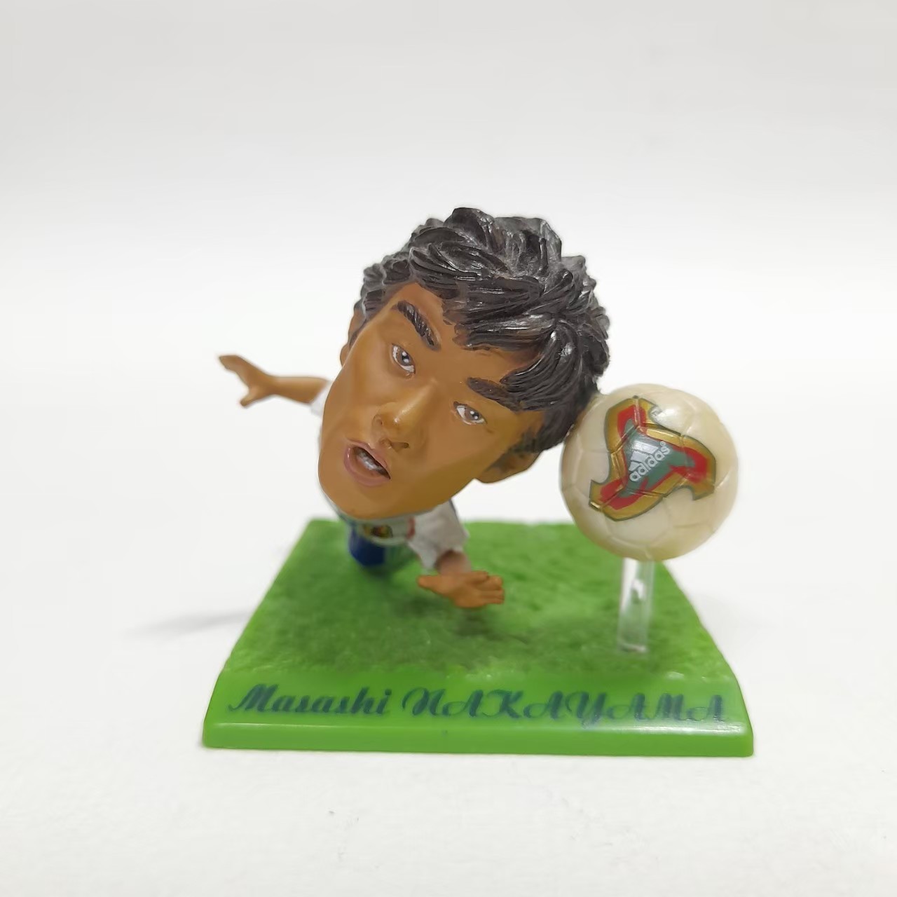 ฟิกเกอร์ นักบอล ทีมญี่ปุ่น Masashi Nakayama ขนาดตามรูป มีฐาน ไม่มีฉาก มือสอง สภาพดีมีรอยบ้าง