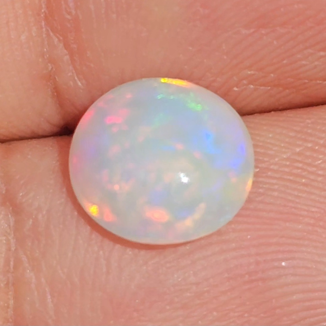 พลอย ไวท์ โอปอล White Opal 1.45 กะรัต (Cts.) พลอยแท้ อัญมณีมงคลประจําวันเกิด เครื่องประดับพลอย