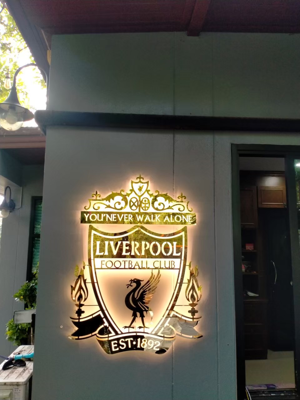 ป้ายไฟออกหลัง