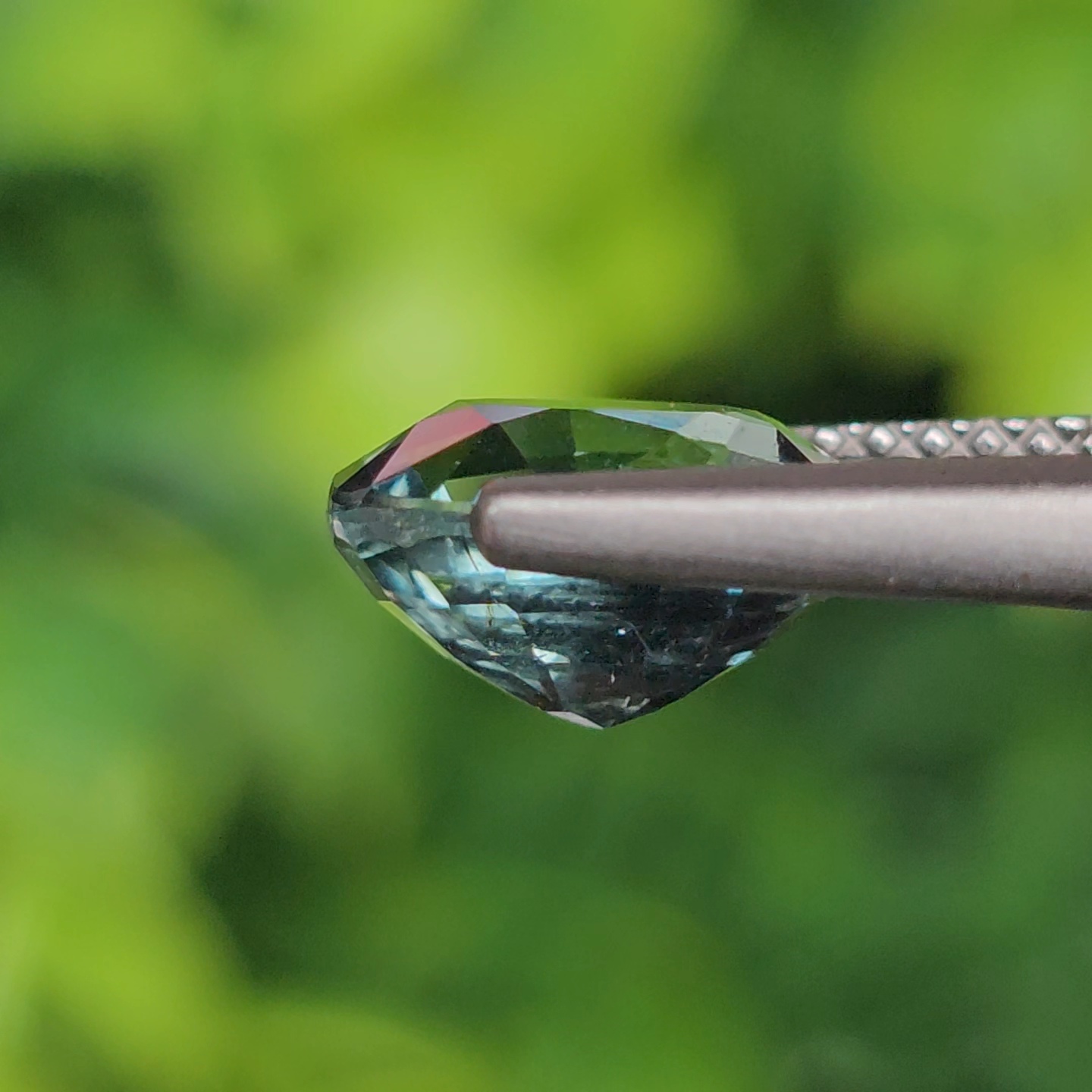 พลอย ทัวร์มาลีน (Tourmaline) 2.02 กะรัต (Cts.) พลอยแท้ อัญมณีมงคลประจําวันเกิด เครื่องประดับพลอย