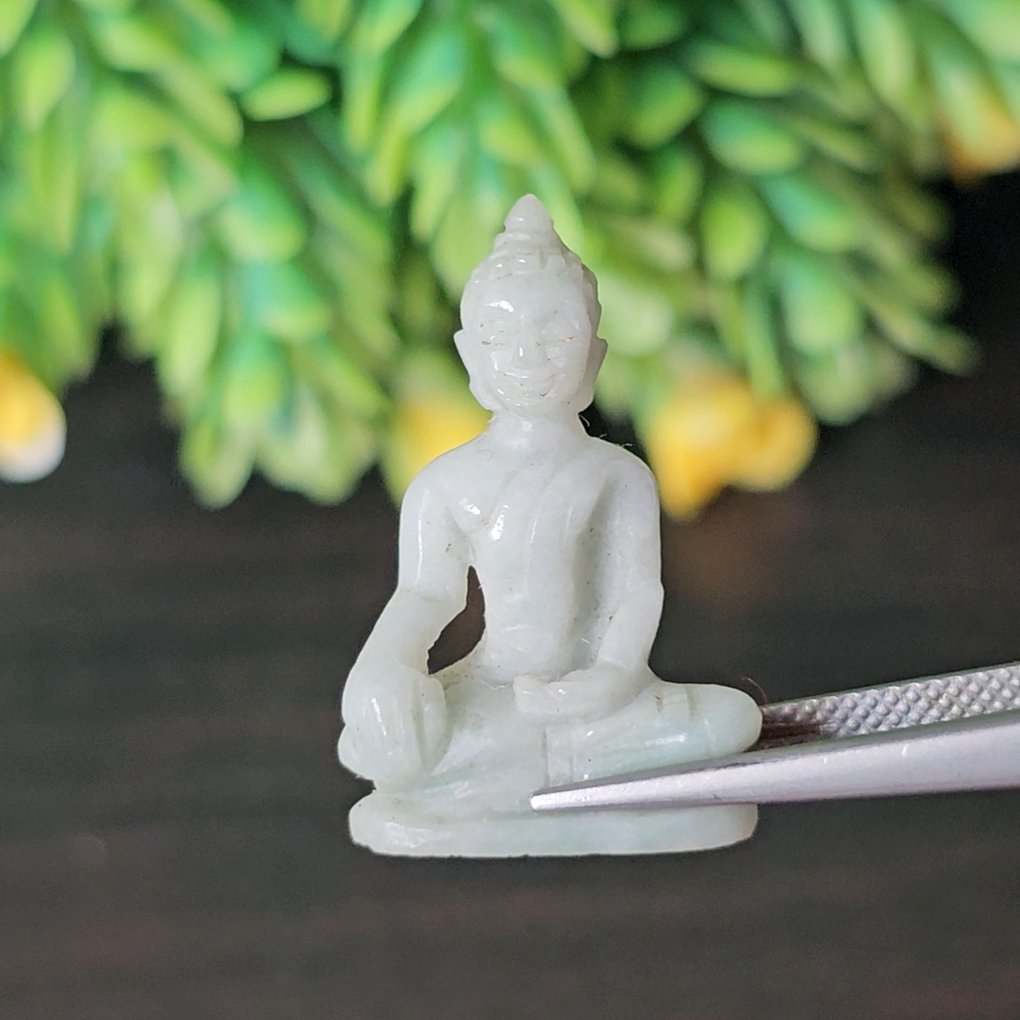 หยก แกะสลัก รูป พระ (Burmese jadeite) 14.81 กะรัต (cts.) หยก พม่า แท้