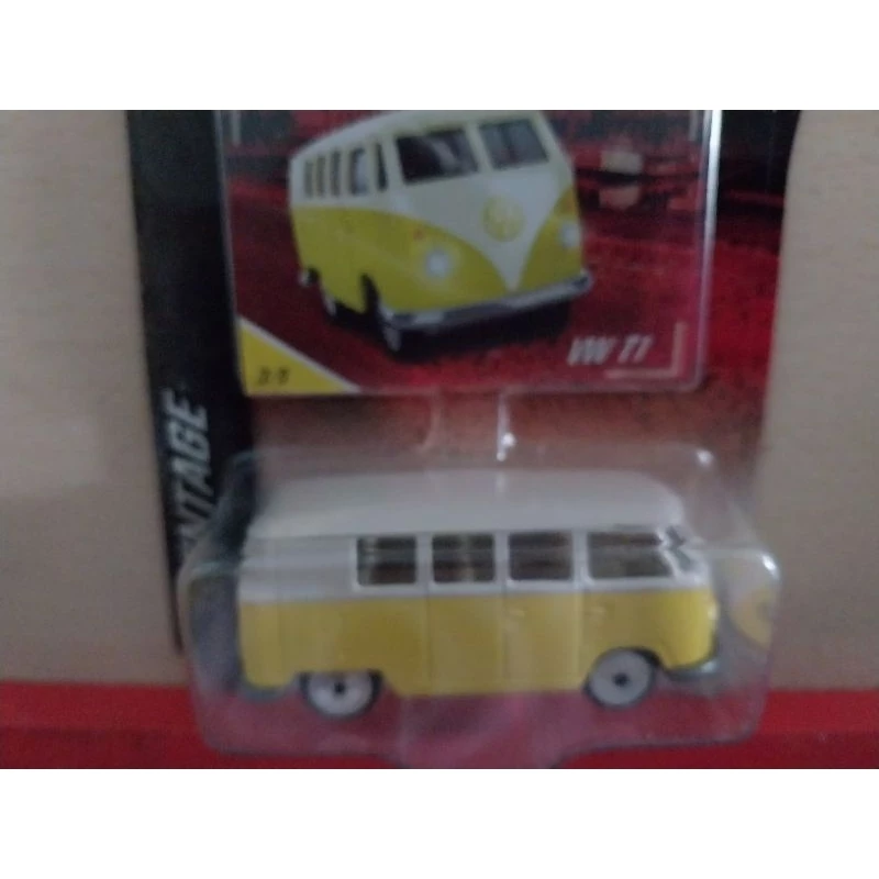 มีหลายภาพ รถตู้มาจอเรทวินเทจ Limited Edition รถตู้โฟล์คสีเหลือง vwt 1
