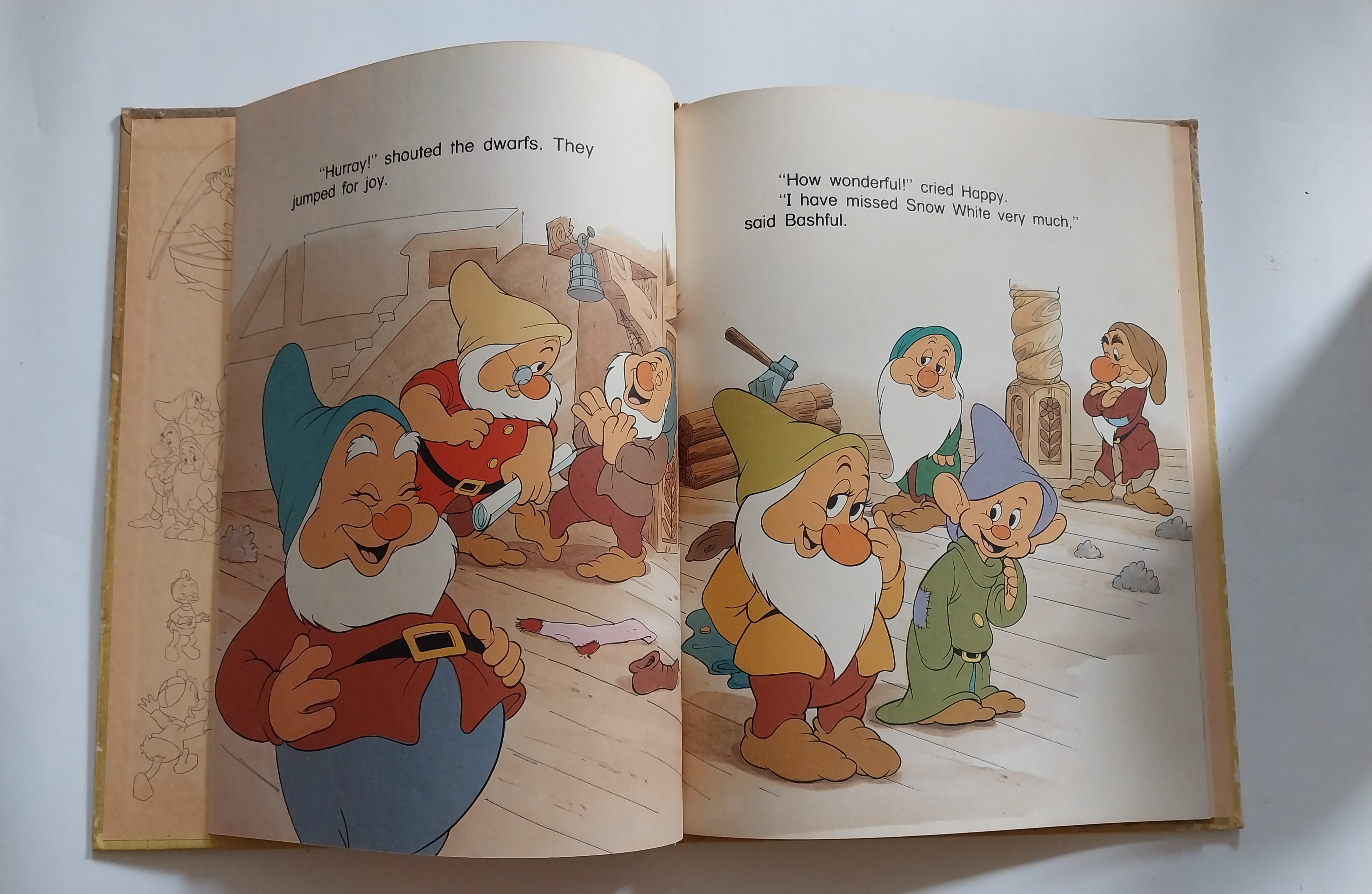 หนังสือนิทานเก่าจาก Walt's Disney ฉบับภาษาอังกฤษ สโนว์ไวท์, Welcome Back Snow White,A Walt Disney Beginning Reader ,A Bantam Book