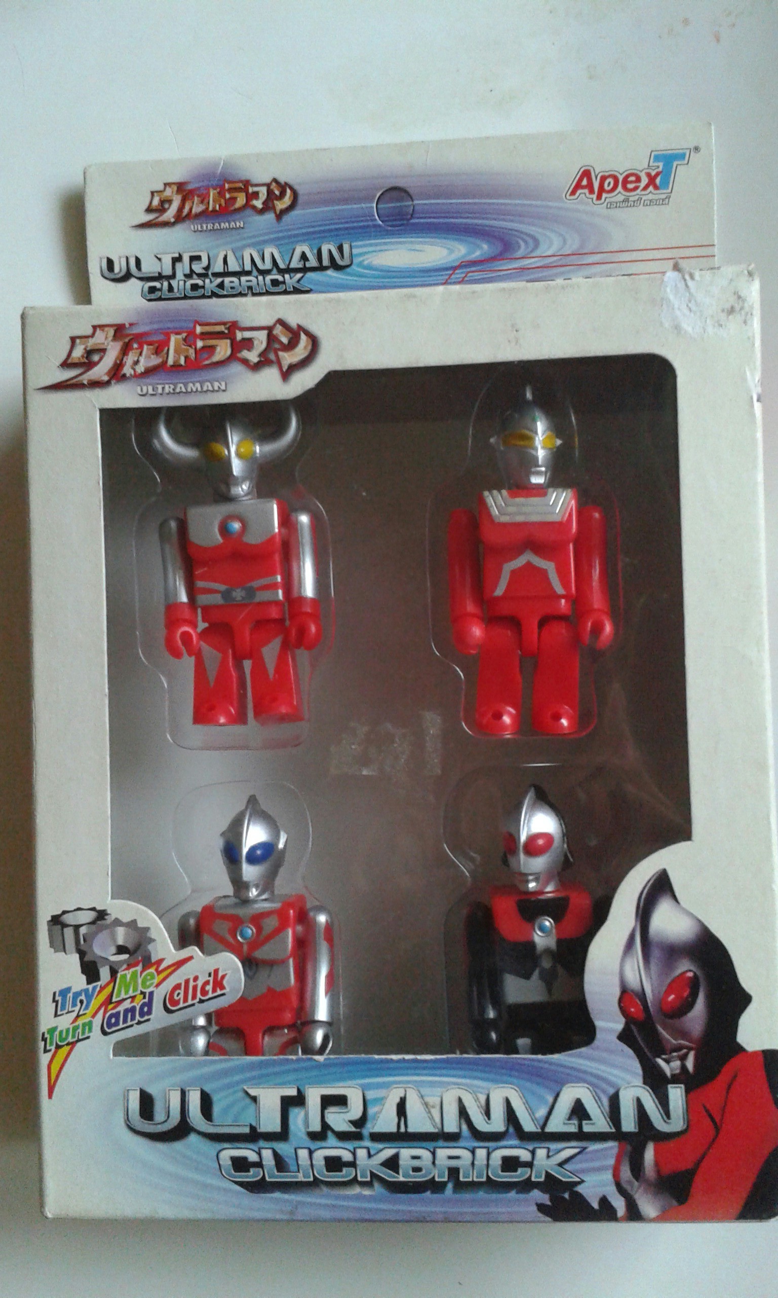 Ultraman Clickbrick อุลตร้าแมนแนวเลโก้ จาก ApexT กล่องละ 4 ตัว ขนาดโดยประมาณตัวละ 7 ซม.