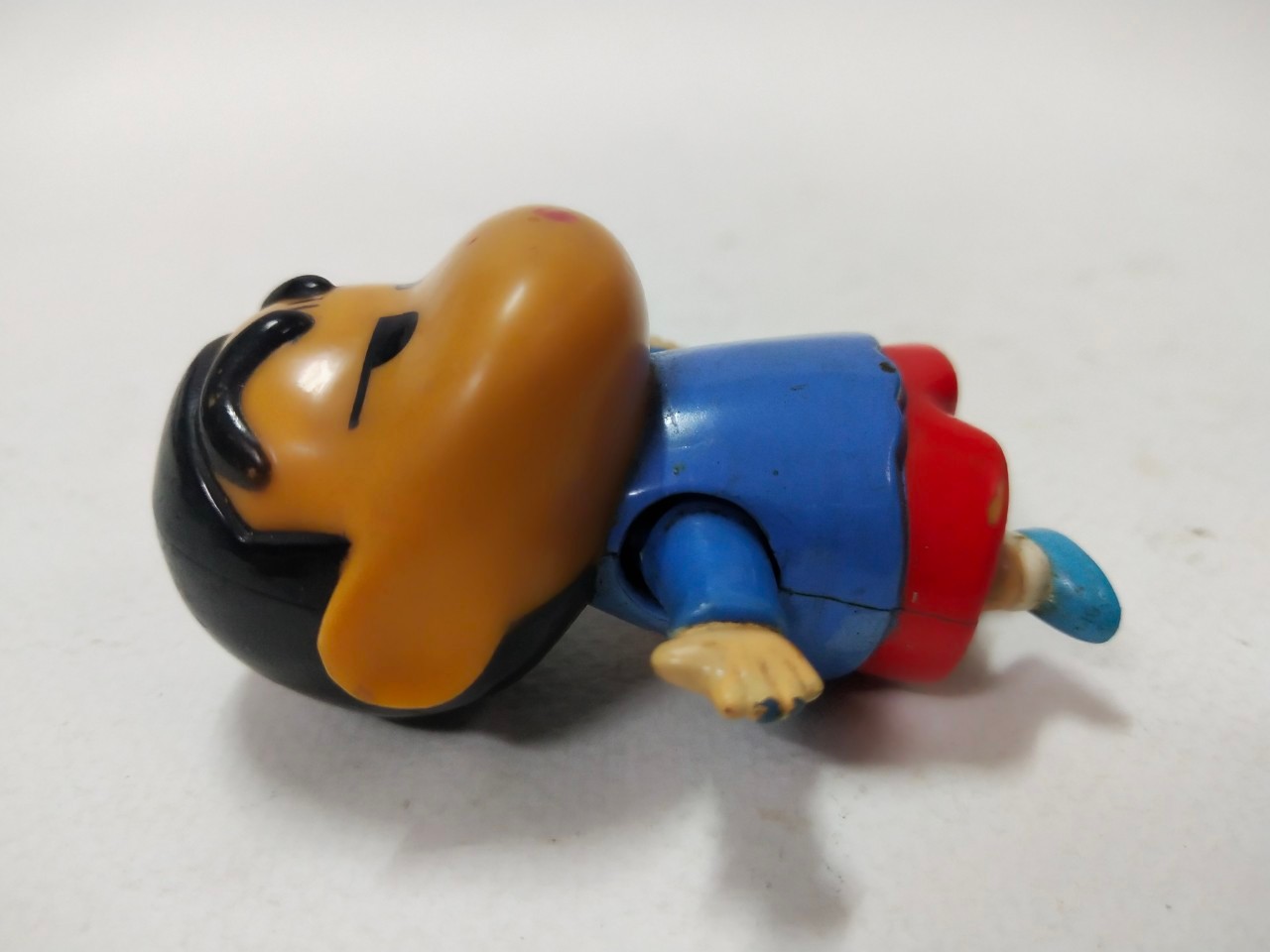 ตุ่นพลาสติก ชินจัง พรีเมี่ยม สุกี้MK งานเก่าเก็บสะสม มือสองตามสภาพ มีรอยบ้าง