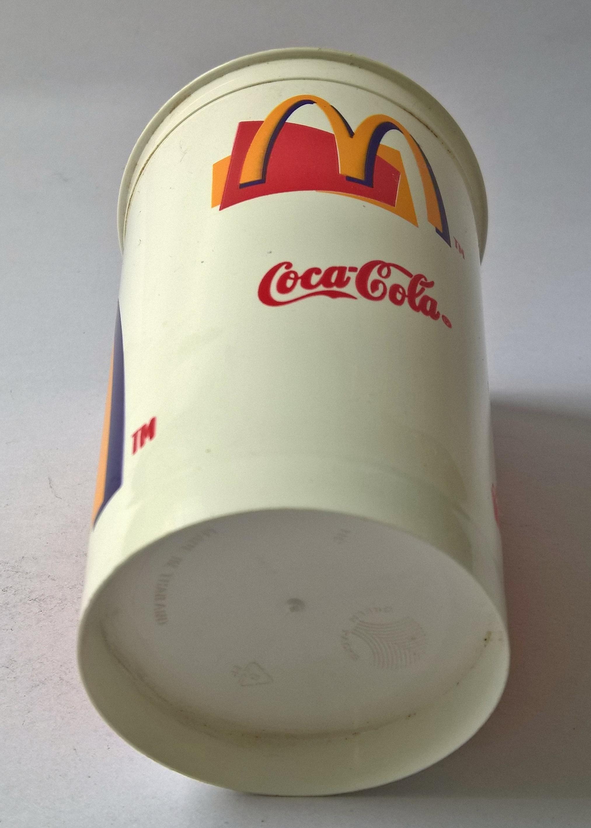 แก้วน้ำพลาสติก แก้วเครื่องดื่มเย็น จากแมคโดนัลด์ Mc Donald ของเก่า โปรดตรวจสอบทุกภาพ