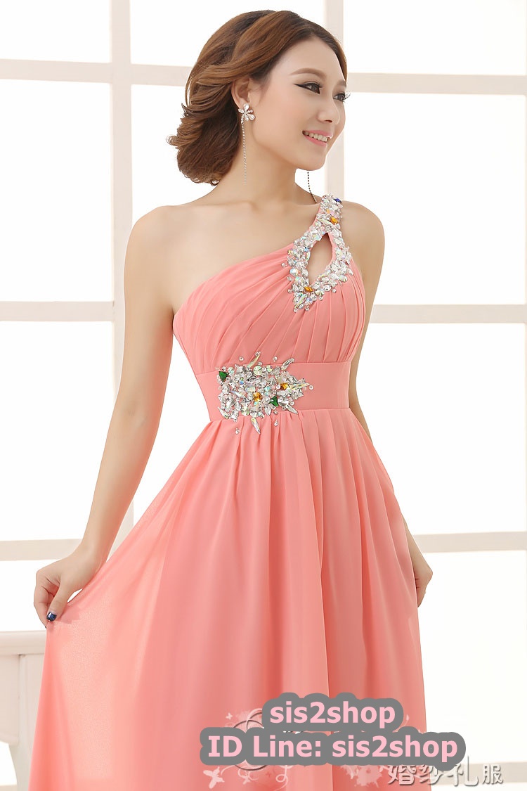 พร้อมส่ง ชุดราตรียาว ไหล่เดียว สีโอโรส ผ้าชีฟอง แต่งเลื่อม+มุก ช่วงเนินอกและเอว