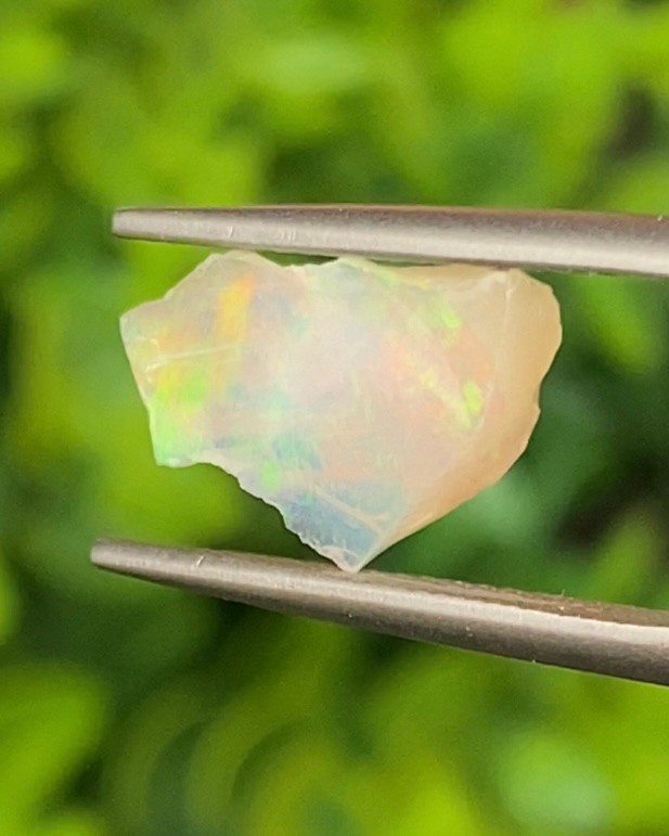 พลอย โอปอล Opal 1.45 กะรัต (Cts.) พลอยแท้ อัญมณีมงคลประจําวันเกิด เครื่องประดับพลอย