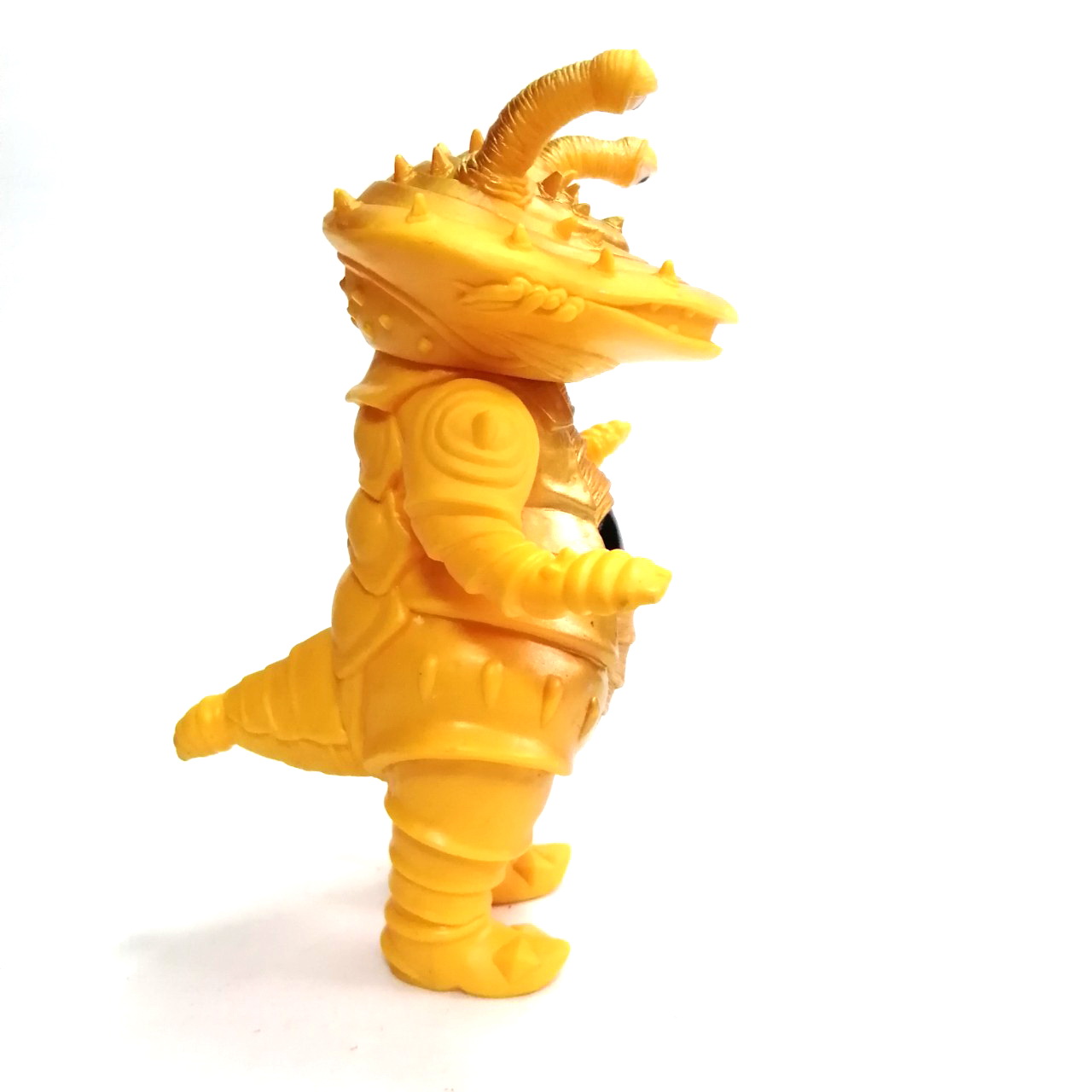 ซอฟ 6นิ้ว ขนาดตามรูป สัตว์ประหลาด เดสตัล คาเนก้อน จากอุลตร้าแมนซีเอิร์ธ / เซิร์ธ ซอฟ Bandai japan 1997 สภาพดีืมีรอยถลอกเล็กน้อย