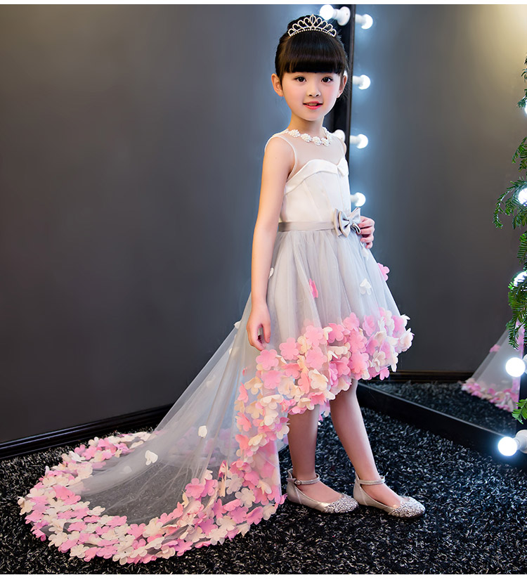 Pre-order ชุดราตรีสั้น ชุดออกงาน แขนกุด แต่งดอกไม้ สวยน่ารักมาก