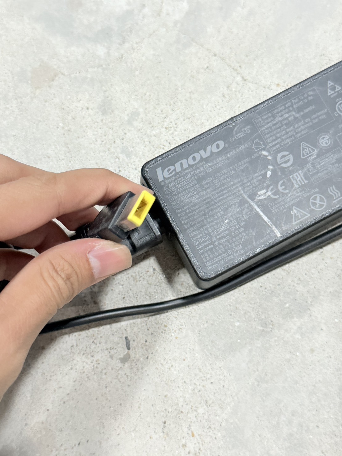 Lenovo Adapter 90W