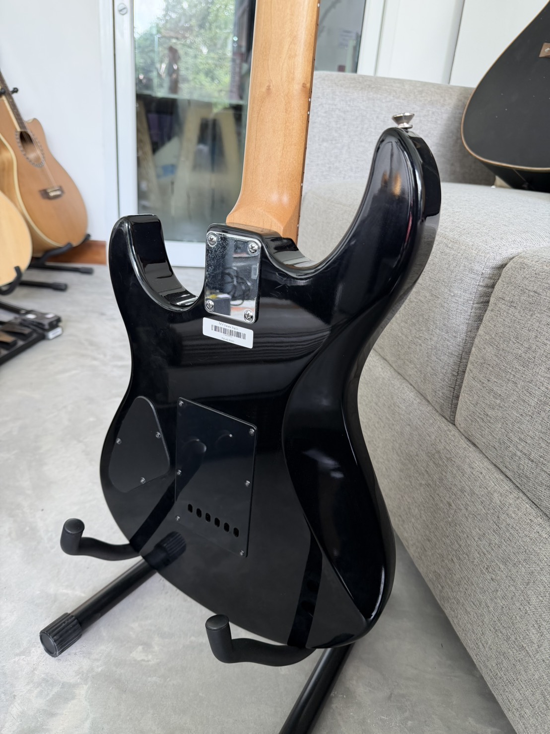 กีต้าร์ Yamaha Erg121