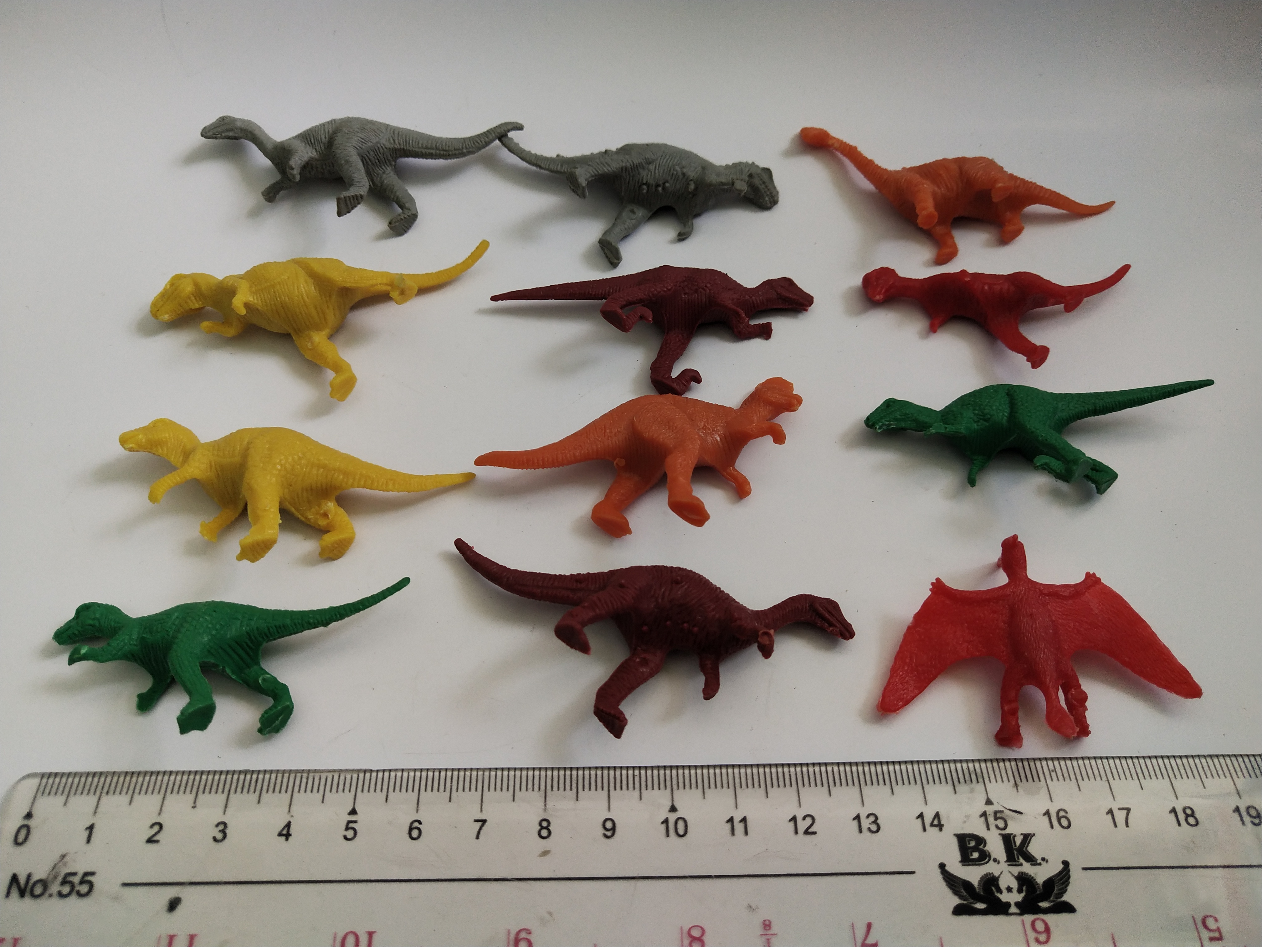 มีหลายภาพ ตุ๊กตุ่นไดโนเสาร์ ตัวแข็ง 12 ตัวขนาดเล็ก ตามภาพ