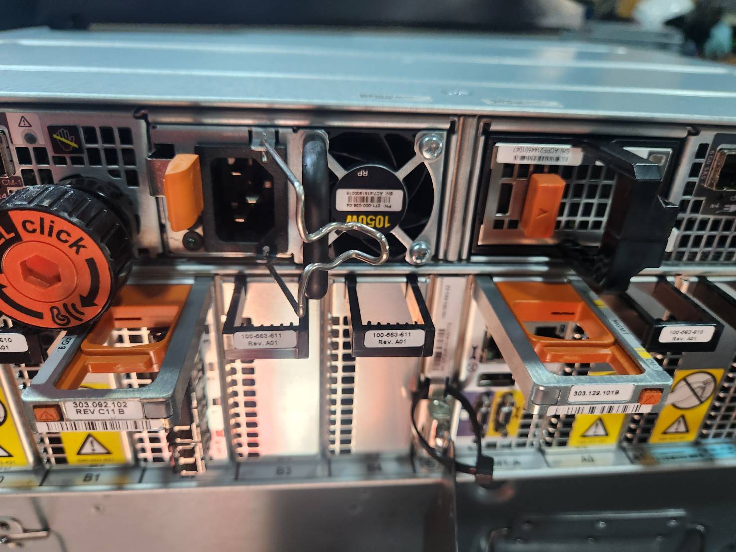 Storage Server Dell emc2 vnx 5200 SAS 600 10K x 25ลูก สภาพดีมาก