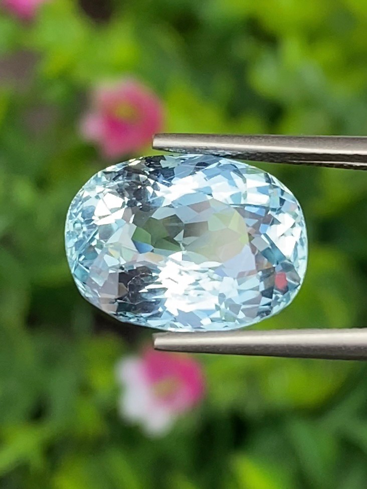 พลอย อความารีน Aquamarine 6.93 กะรัต (Cts.) พร้อมใบเซอร์ พลอยแท้ อัญมณีมงคลประจําวันเกิด เครื่องประดับพลอย