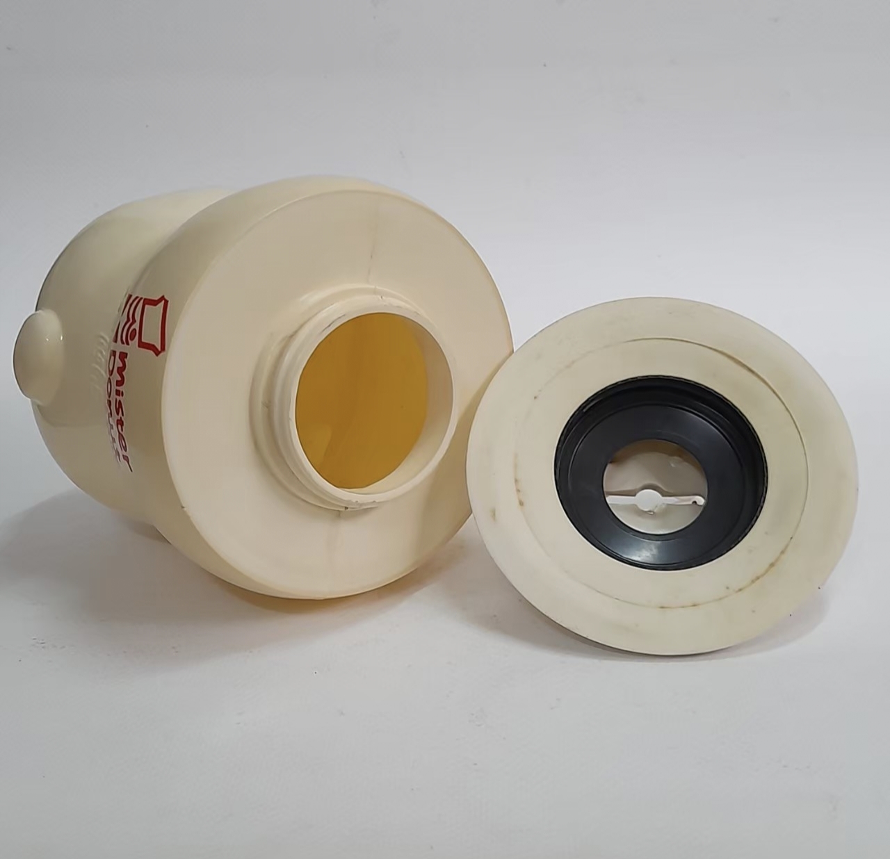 มีหลาบภาพ,ที่ใส่ของ พรีเมี่ยม มิสเตอร์โดนัท มาชิมาโล ร่วมกับโค้ก งานเก่า มือสอง สีเปลี่ยนจากการเก็บ มีรอยบ้าง ขนาดตามรูป