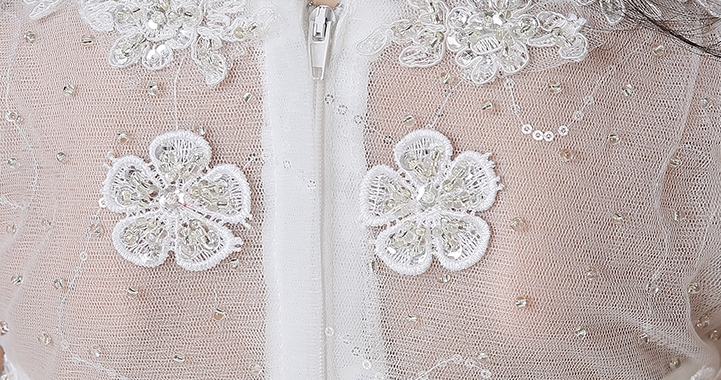 Pre-order ชุดราตรีเด็ก ชุดออกงาน ชุดกระโปรงสไตล์เจ้าหญิง แขนสั้น คอวี แต่งลูกไม้ กระโปรงผ้าแก้ว แต่งลูกไม้ชายกระโปรง ปล่อยชายด้านหลัง มีซิป