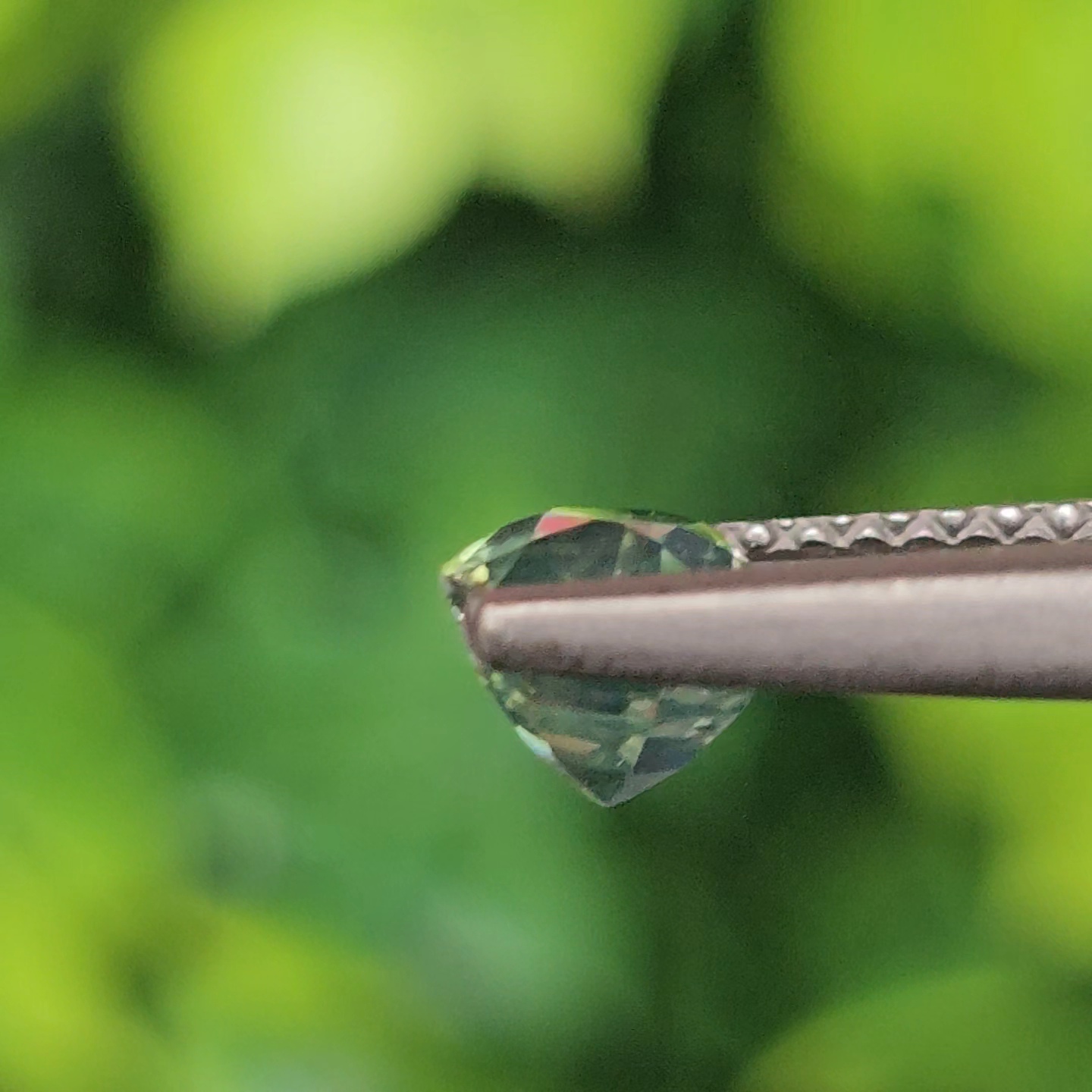 พลอย เพทาย Natural Zircon 1.09 กะรัต (Cts.) ดิบ พลอยแท้อัญมณีมงคล ประจําวันเกิด เครื่องประดับพลอย