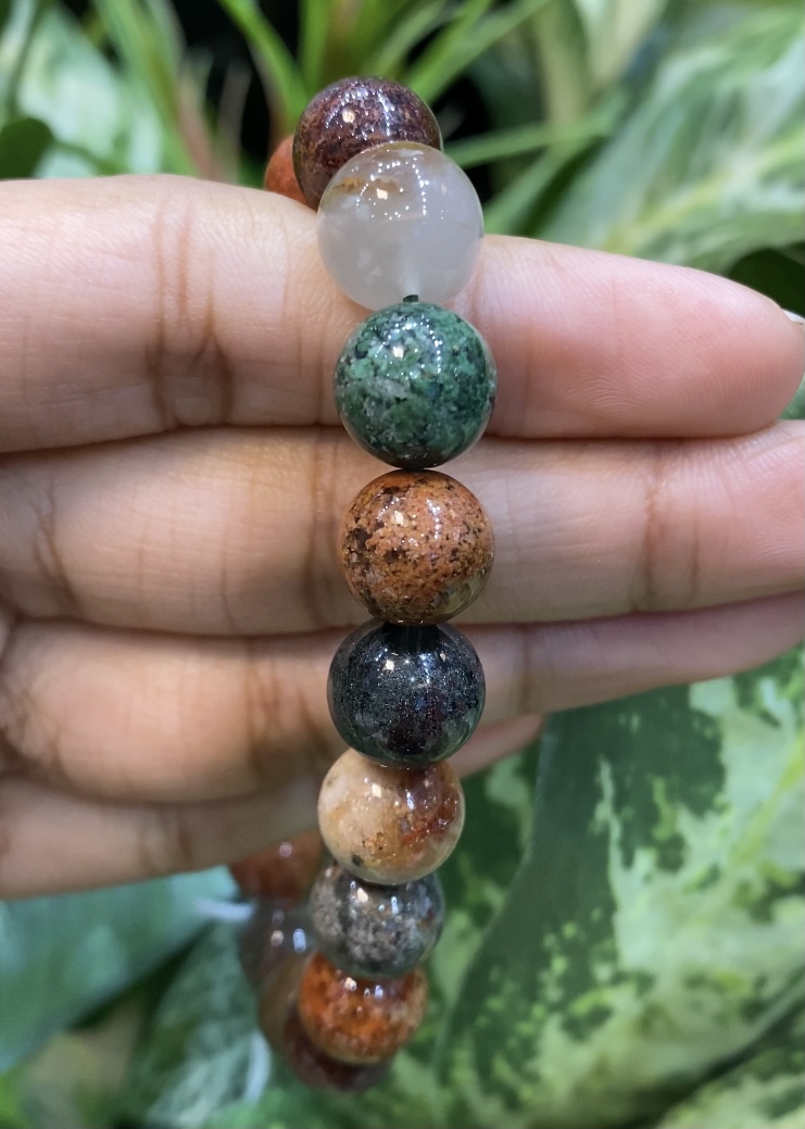 กำไลพลอยแท้ โป่งข่าม Phantom Quartz Bracelet