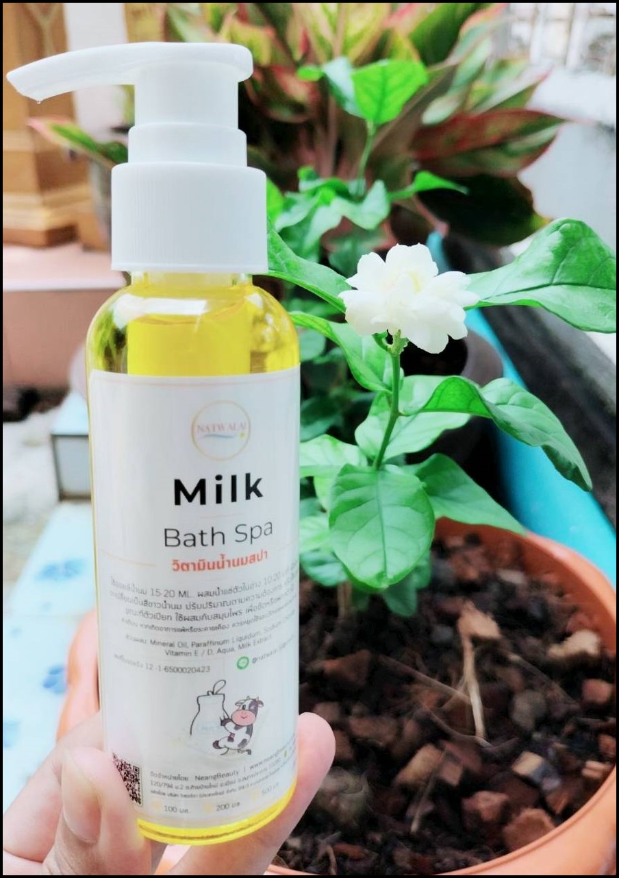 น้ำนมสปาผิวขาว 100ML น้ำนมสปาแช่ตัว (ไม่มีอ่างอาบน้ำก็ใช้ได้) ผิวขาวกระจ่างใสเนียนนุ่มแบบไฮโซ