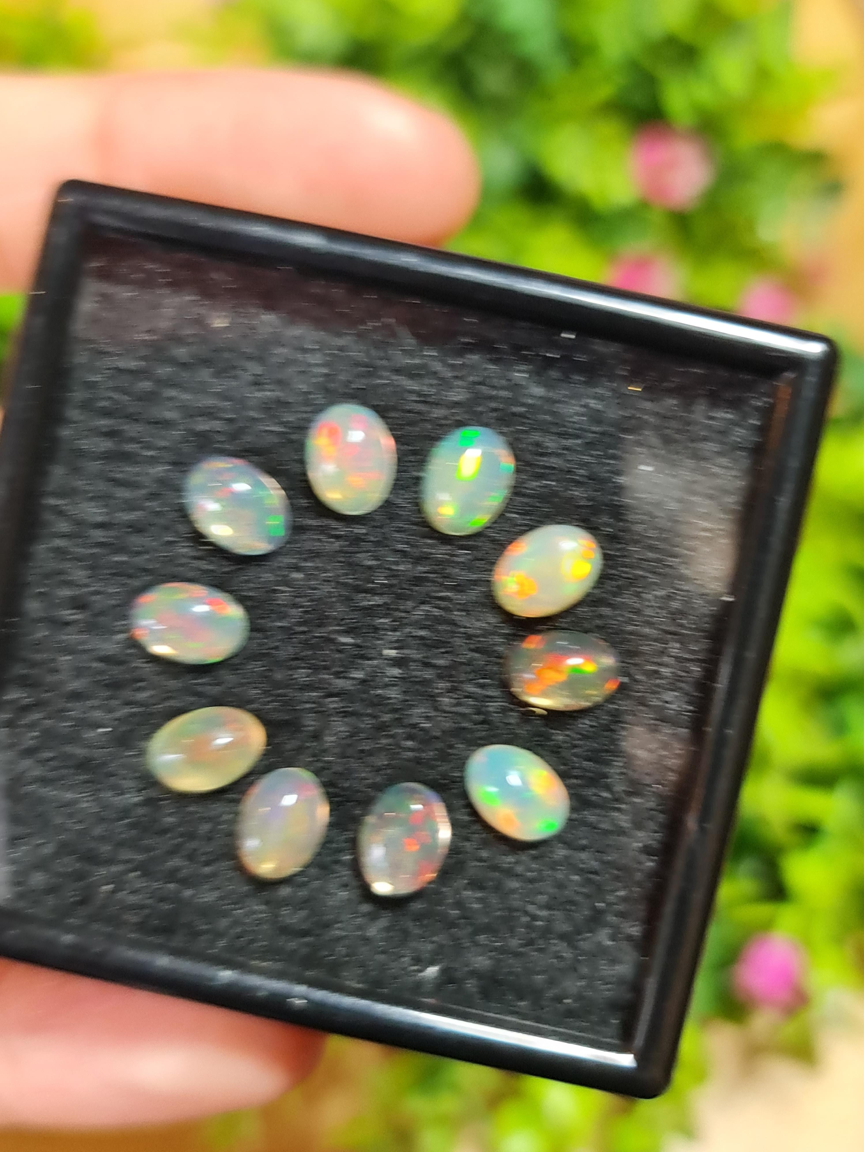 พลอย โอปอล Opal 6.43 กะรัต (Cts.) 10 เม็ด (Pcs.) พลอยแท้ อัญมณีมงคลประจําวันเกิด เครื่องประดับพลอย