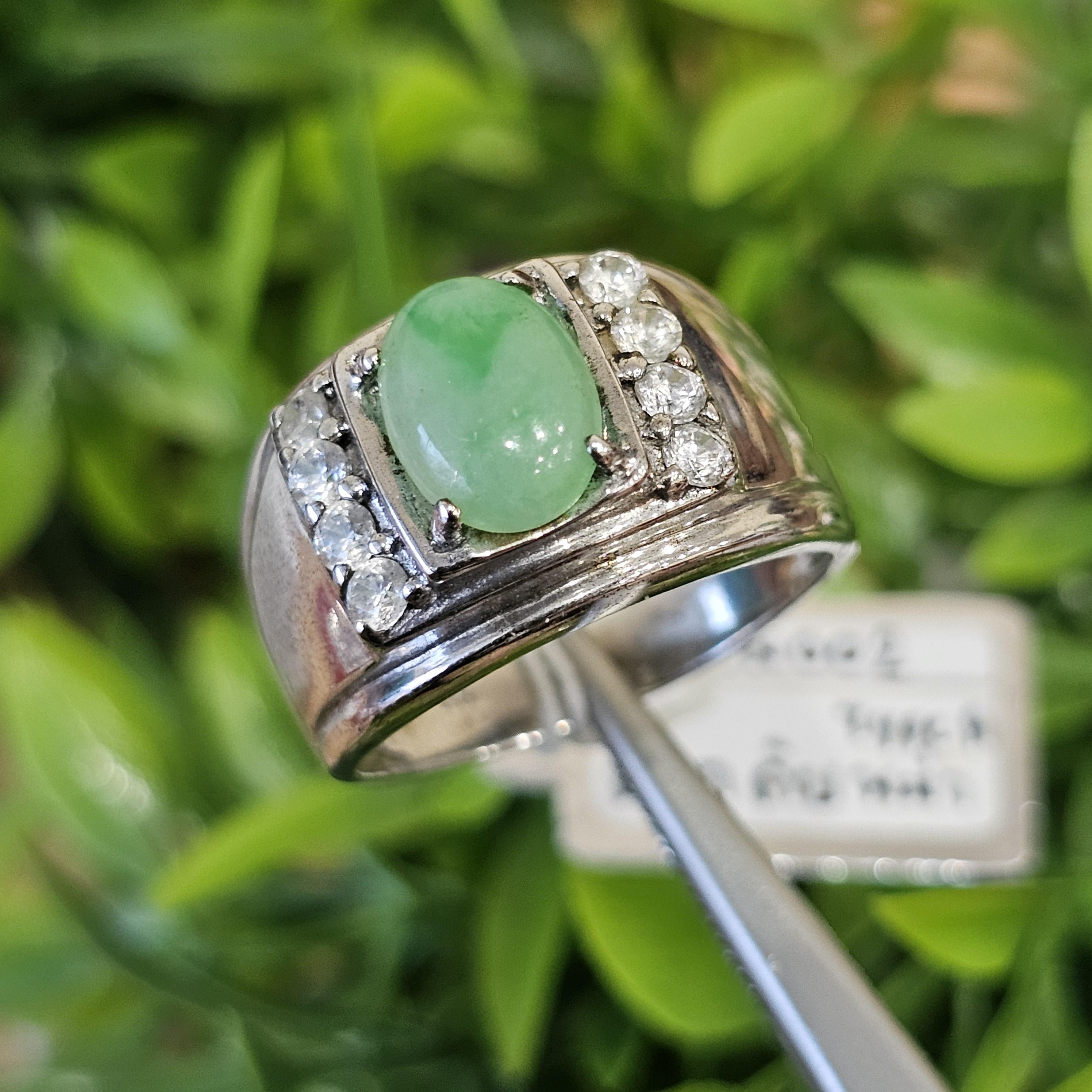 หยก พม่า แท้ Jade แหวนหยก (jadeite Ring) Size 60 ดิบ ไม่ผ่านการปรับปรุง (Type A) พม่า (Myanmar)