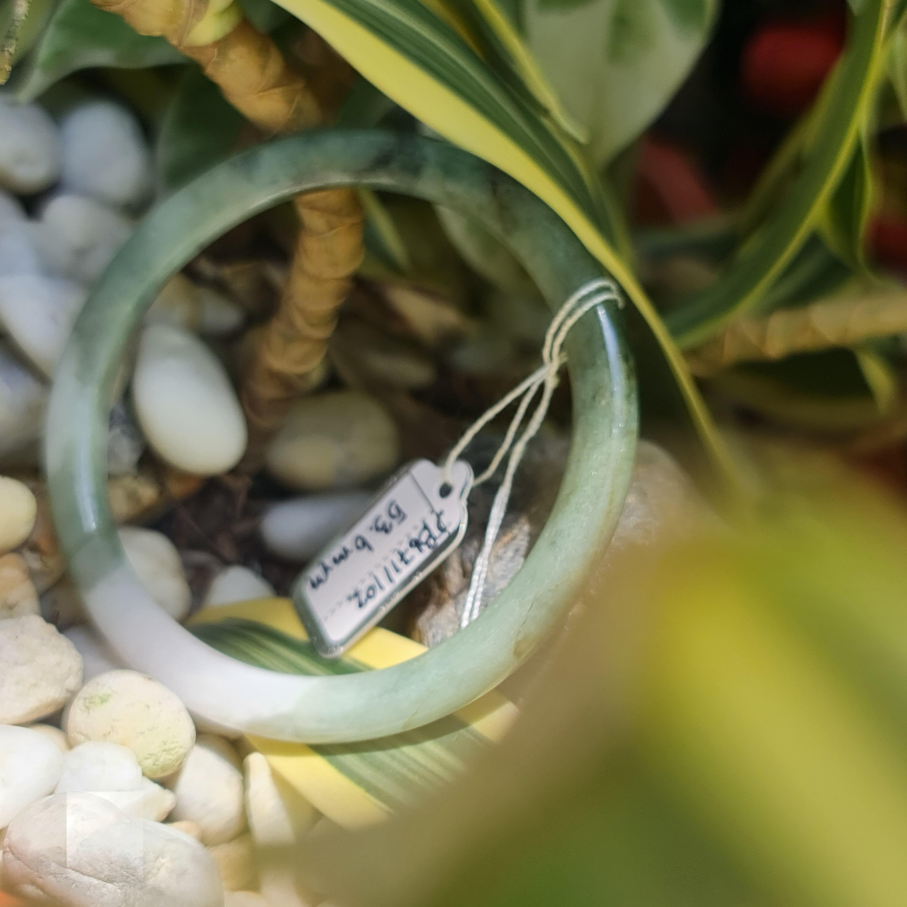 JB6711102 หยก พม่า แท้ Jade กำไลหยก 53.6 มม. (Jadeite bracelet) พม่า (Myanmar)