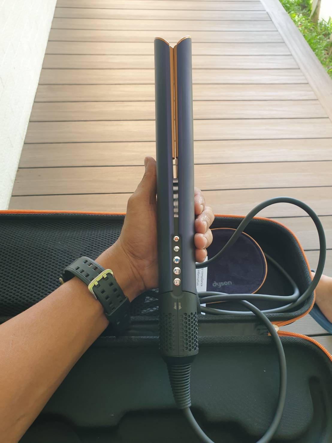 DYson Airstrait HT01 สภาพเหมือนใหม่ ประกันเหลือ ๆ