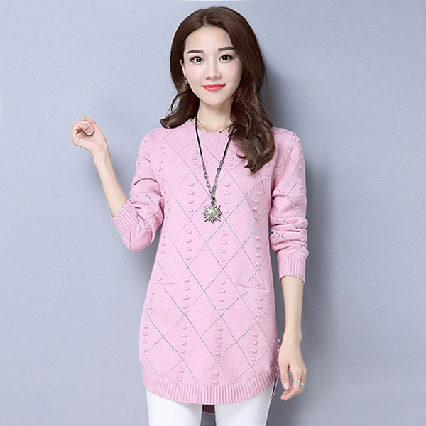 เสื้อไหมพรมแขนยาวถักลาย แต่งกระเป๋าคู่ (12056B)