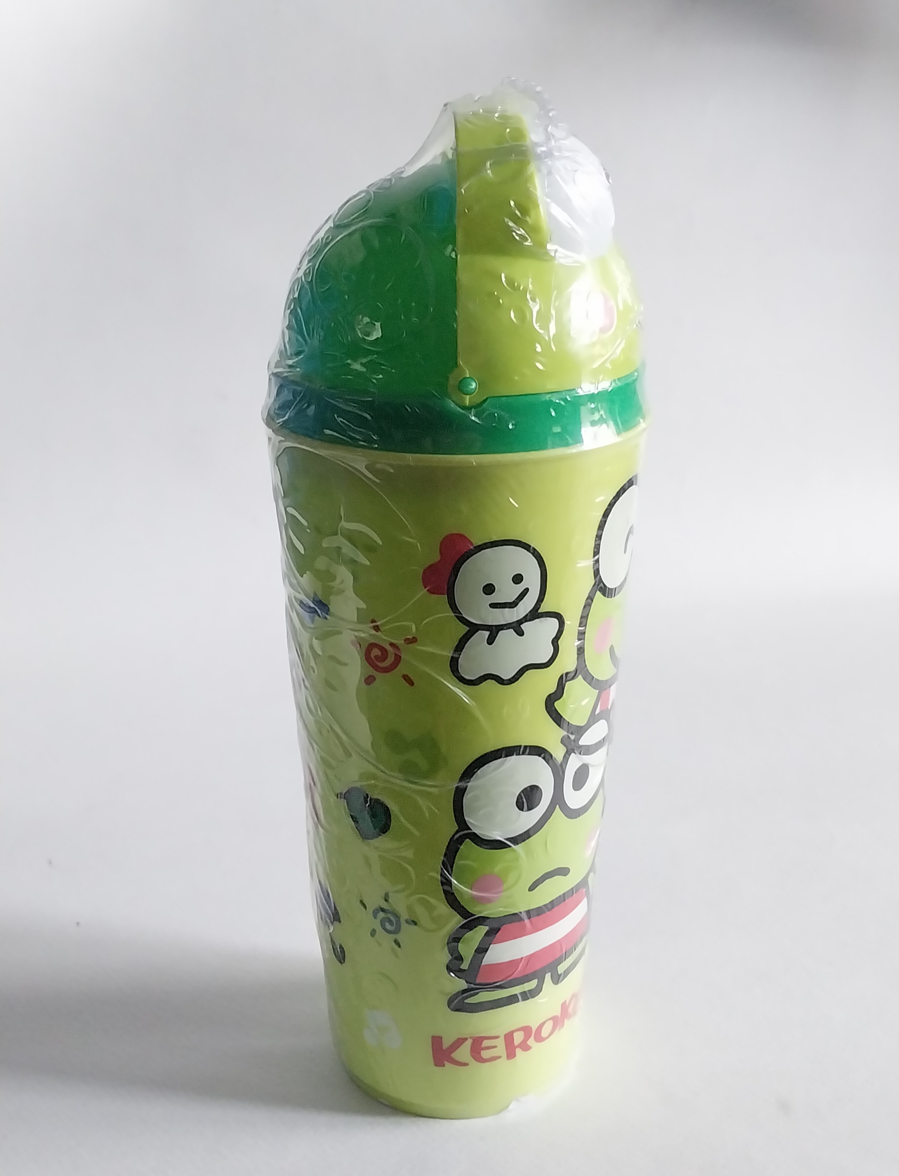 มีหลายภาพ,แก้วน้ำ ลาย กบเคโระ ของแท้ ซานริโอ้ **ซีลห่อมีรอยชำรุดตามภาพ