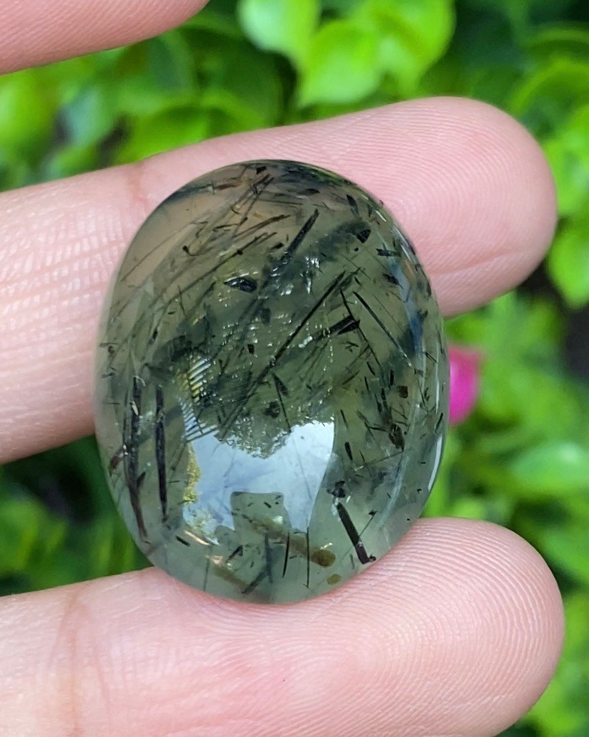 ไหมดำ พรีไนท์ Prehnite with Black tourmaline 49.88 กะรัต Cts. พลอยแท้ อัญมณีมงคลประจําวันเกิด เครื่องประดับพลอย