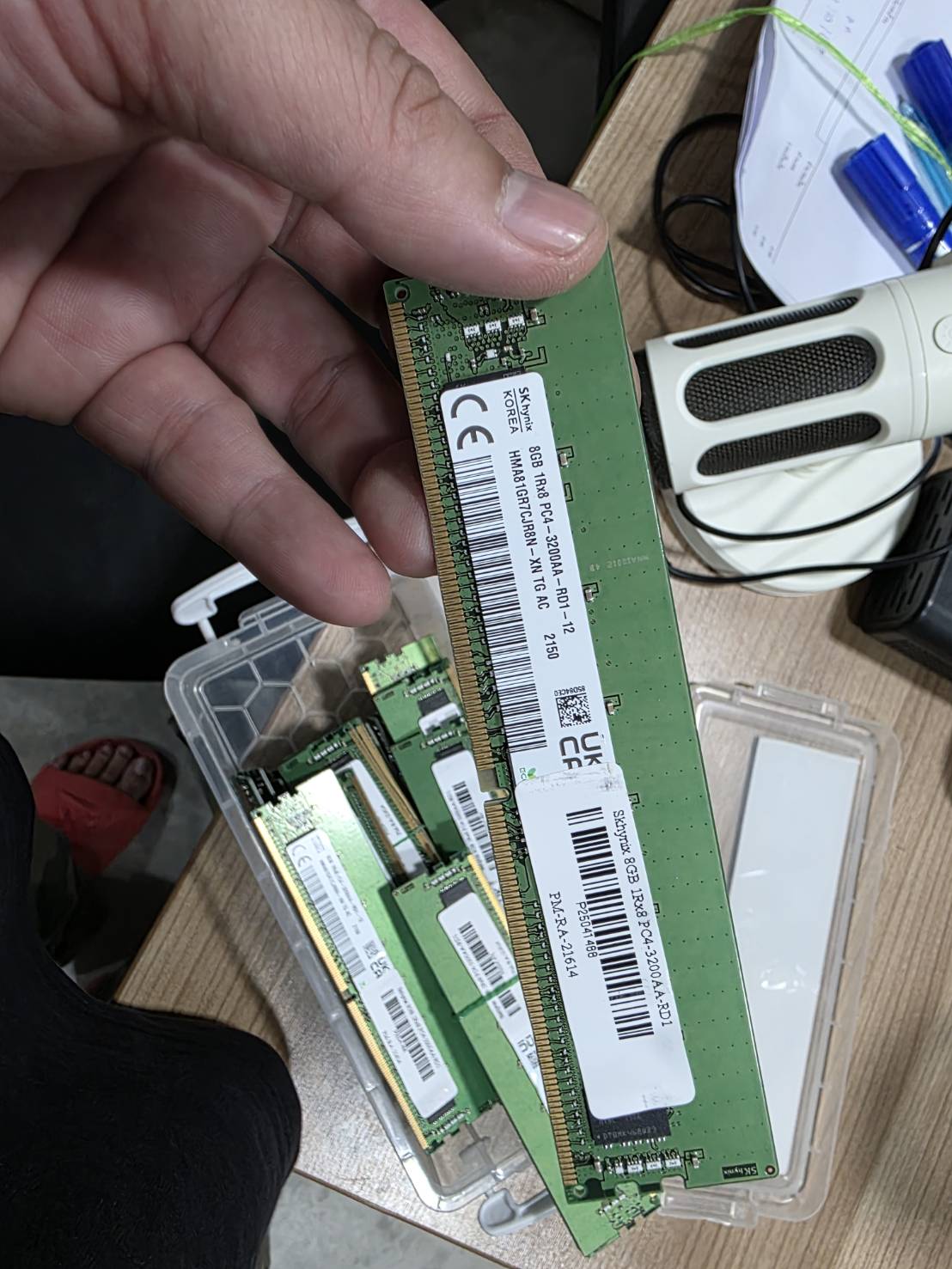 Ram Server Skhynix 8GB 1Rx8 PC4-3200AA-RD1 มี 40 ตัว