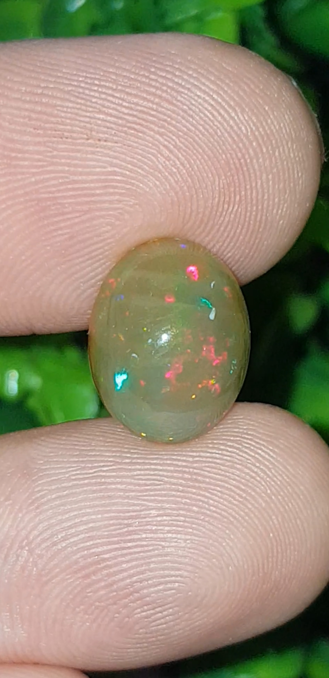 พลอย โอปอล Opal 3.84 กะรัต (Cts.) พลอยแท้ อัญมณีมงคลประจําวันเกิด เครื่องประดับพลอย