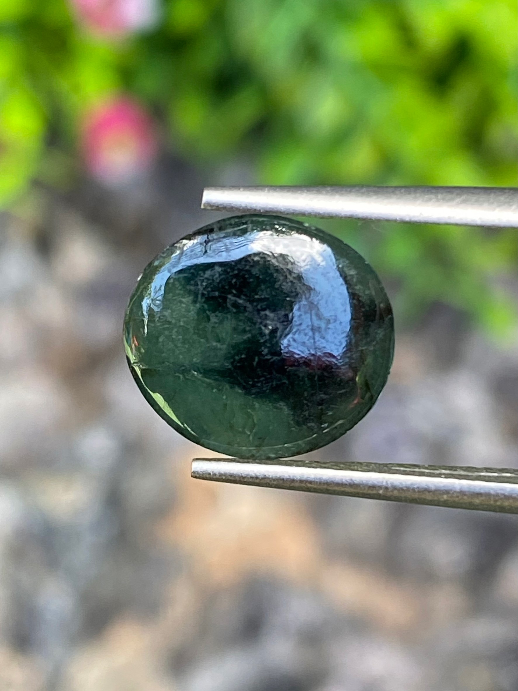 หยกพม่าเจียรนัย (Burmese jade ) 4.22 กะรัต หยกแท้ อัญมณีมงคลประจําวันเกิด เครื่องประดับหยก