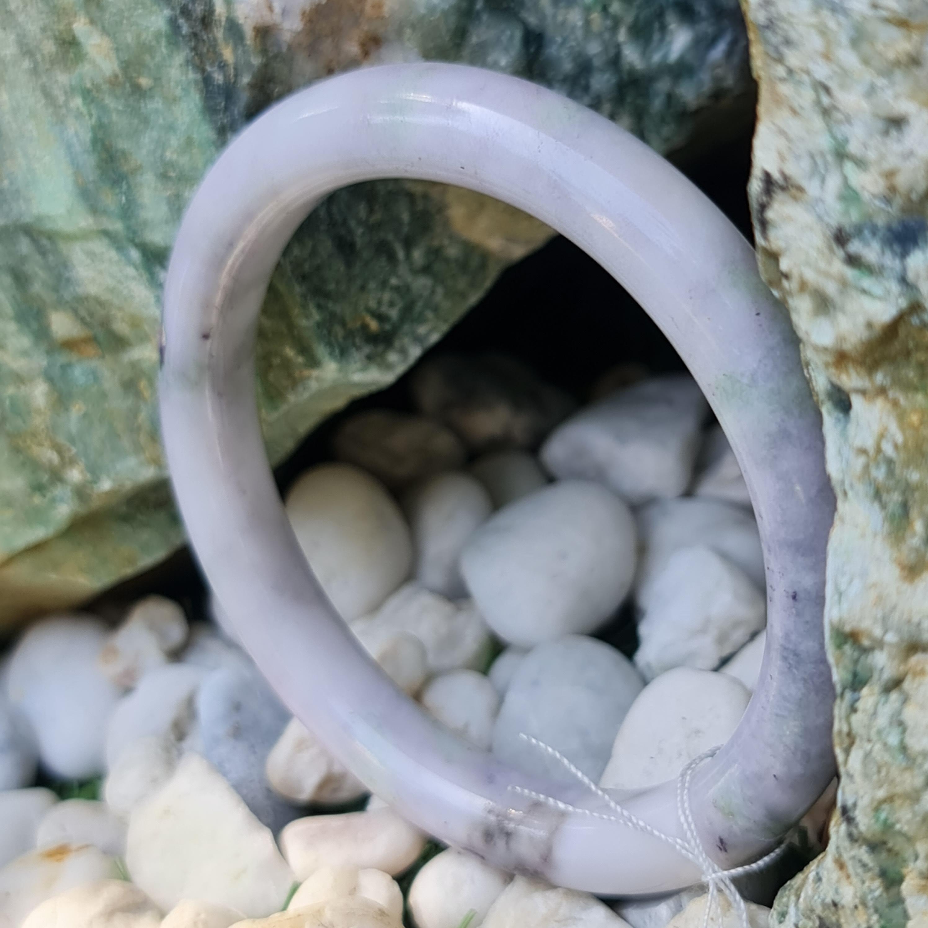 JB6711181 หยก พม่า แท้ Jade กำไลหยก 58.3 มม. (Jadeite bracelet) พม่า (Myanmar)