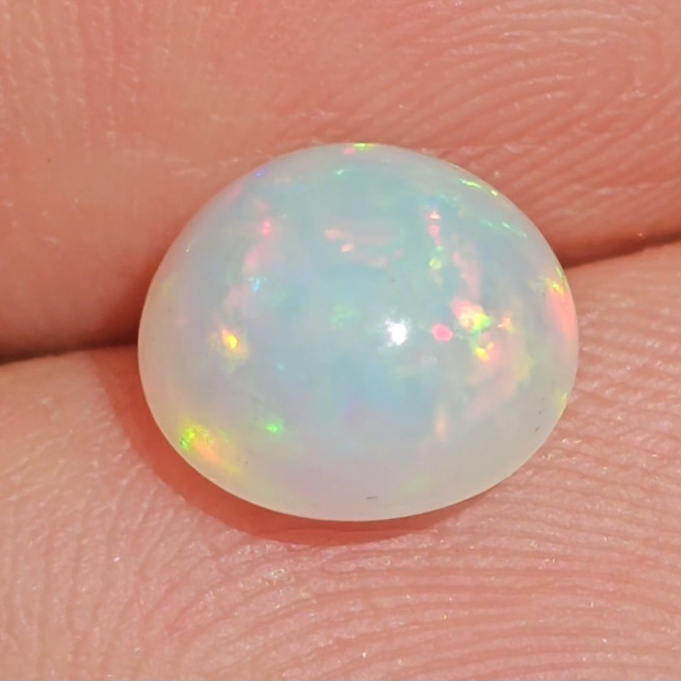 พลอย ไวท์ โอปอล White Opal 1.89 กะรัต (Cts.) พลอยแท้ อัญมณีมงคลประจําวันเกิด เครื่องประดับพลอย