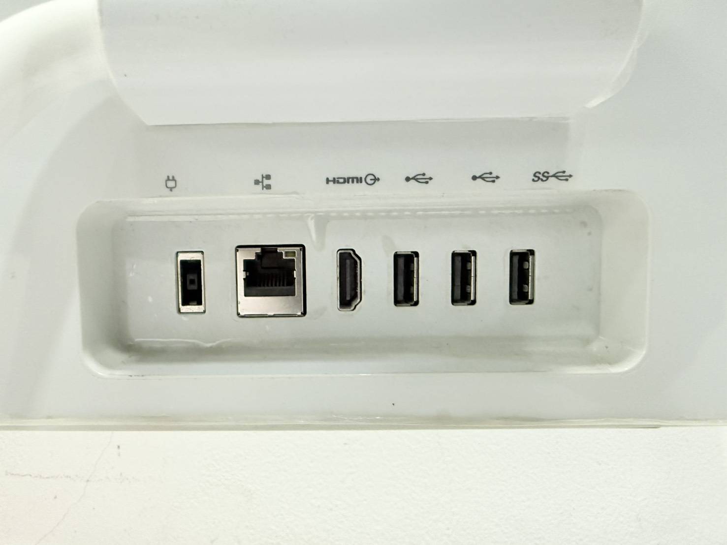 ALL-IN-ONE Lenovo IdeaCentre AIO A340-22IWL(5405U/8GB/M.2 256GB/1TB)+Adapter จอมีรอย ฟิล์มมุมจอถลอก