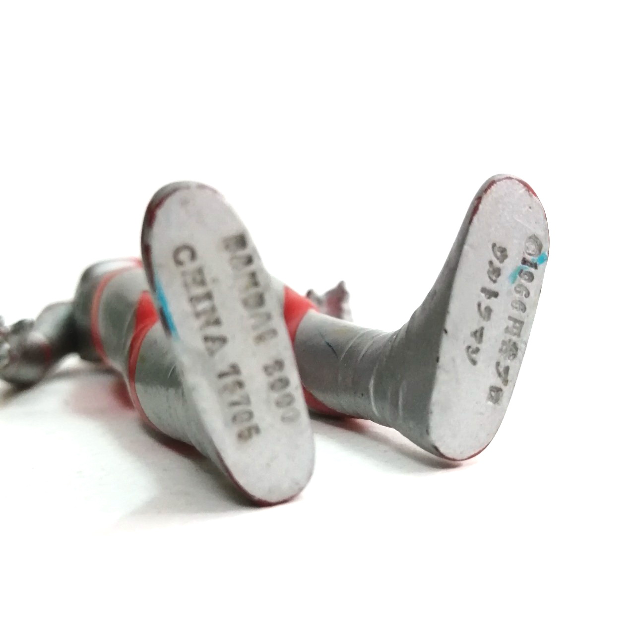 ซอฟ 6.5 นิ้ว อุลตร้าแมน ขนาดตามรูป มีรอยบ้าง