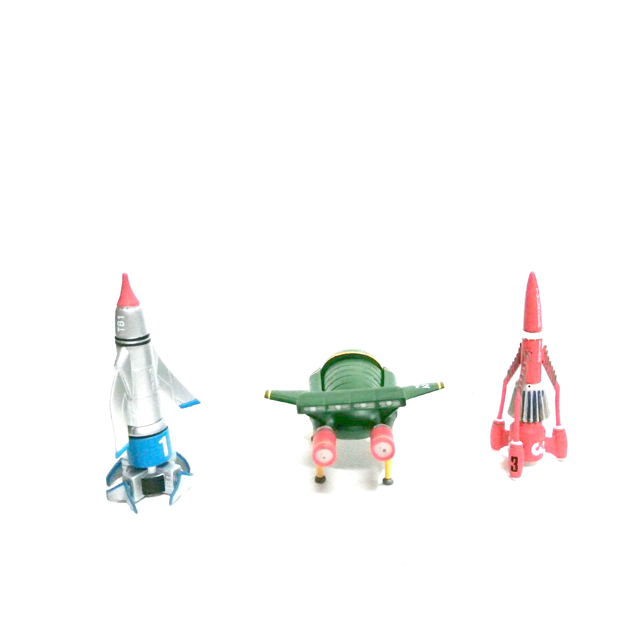 ฟิกเกอร์ ยางตัน ขนาดตามรูป ยานธันเดอร์เบิร์ด 1(สีเงิน),ธันเดอร์เบิร์ด2(สีเขียว)และธันเดอร์เบิร์ด3(สีแดง) จากเรื่อง วิหคสายฟ้า สภาพดี มีรอยบ้าง