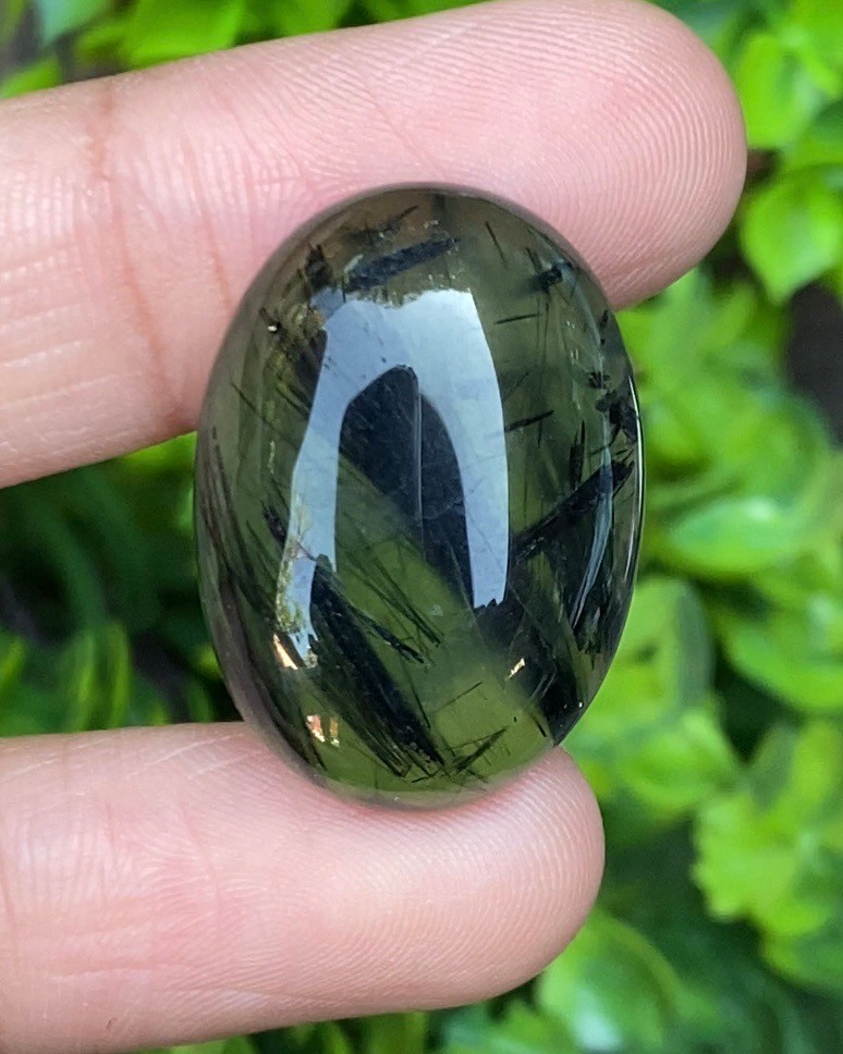 ไหมดำ พรีไนท์ Prehnite with Black tourmaline 30.0 กะรัต Cts. พลอยแท้ อัญมณีมงคลประจําวันเกิด เครื่องประดับพลอย