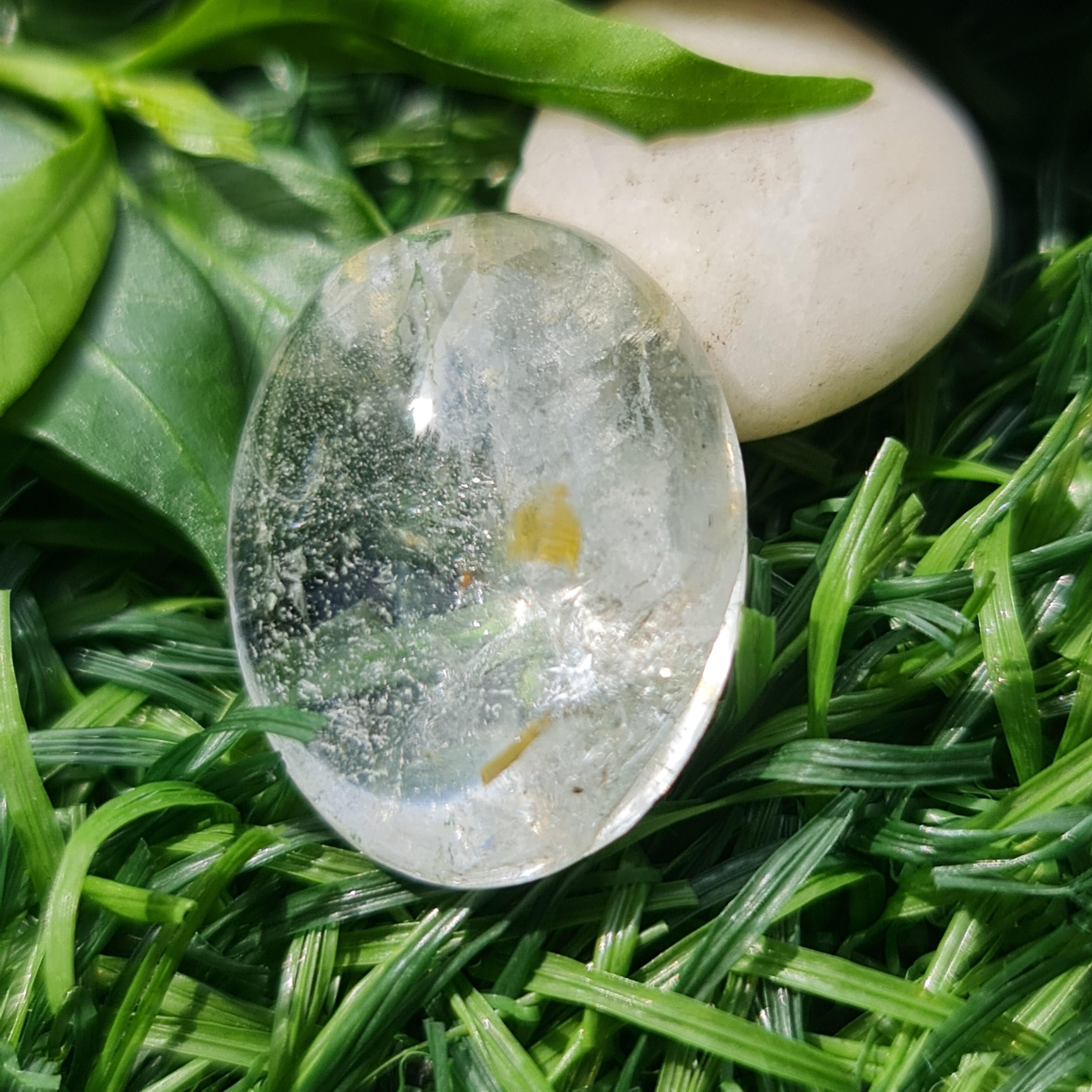 โป่งข่าม ควอตซ์ Rutilated Quartz 30.37 กะรัต Cts. พลอยแท้ อัญมณีมงคลประจําวันเกิด เครื่องประดับพลอย