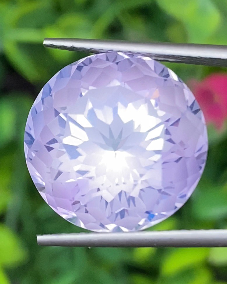 พลอย ลาเวนเดอร์ ควอตซ์ Lavender Quartz 17.72 กะรัต (Cts.) พลอยแท้ อัญมณีมงคลประจําวันเกิด เครื่องประดับพลอย