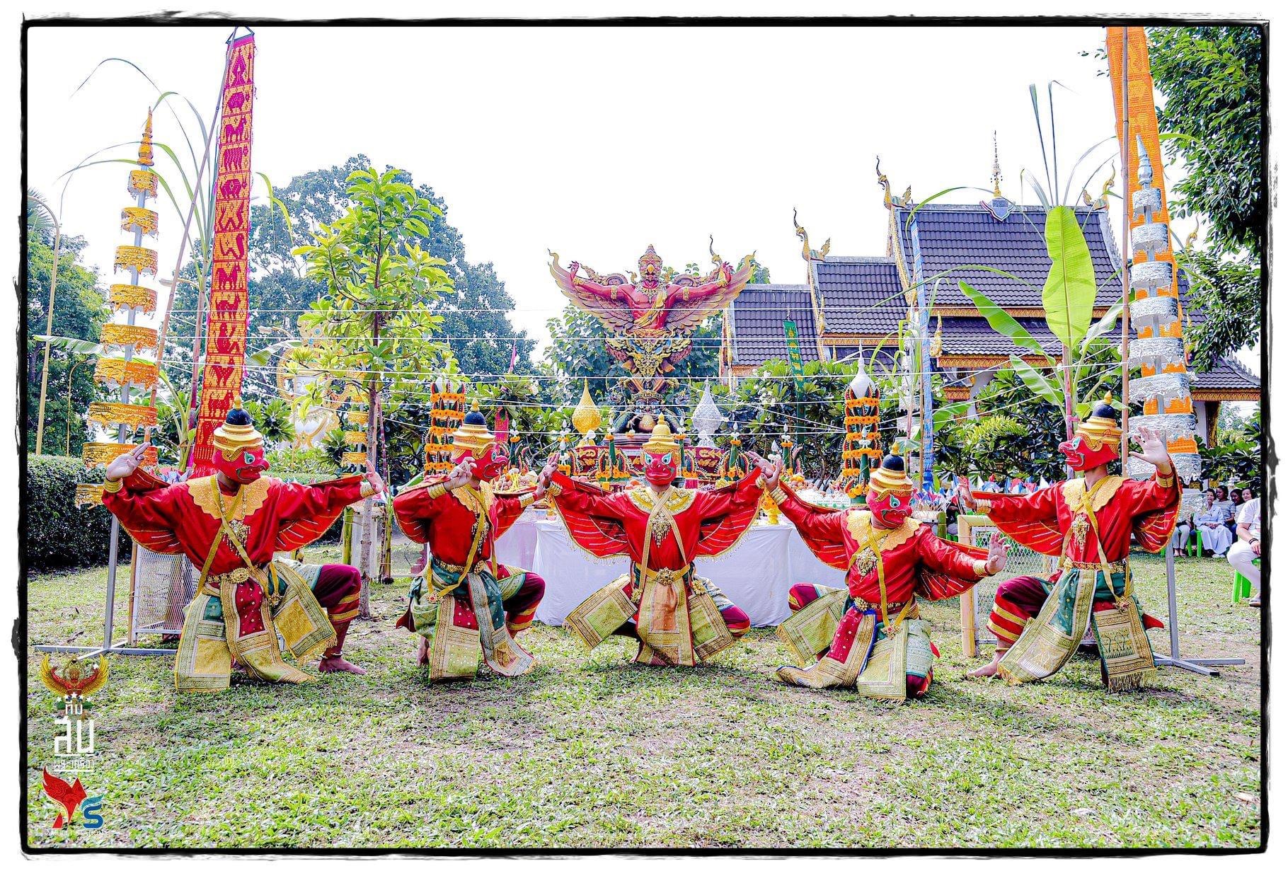 พญาครุฑมังรายศาสตร์ ขนาดตั้งหน้ารถ