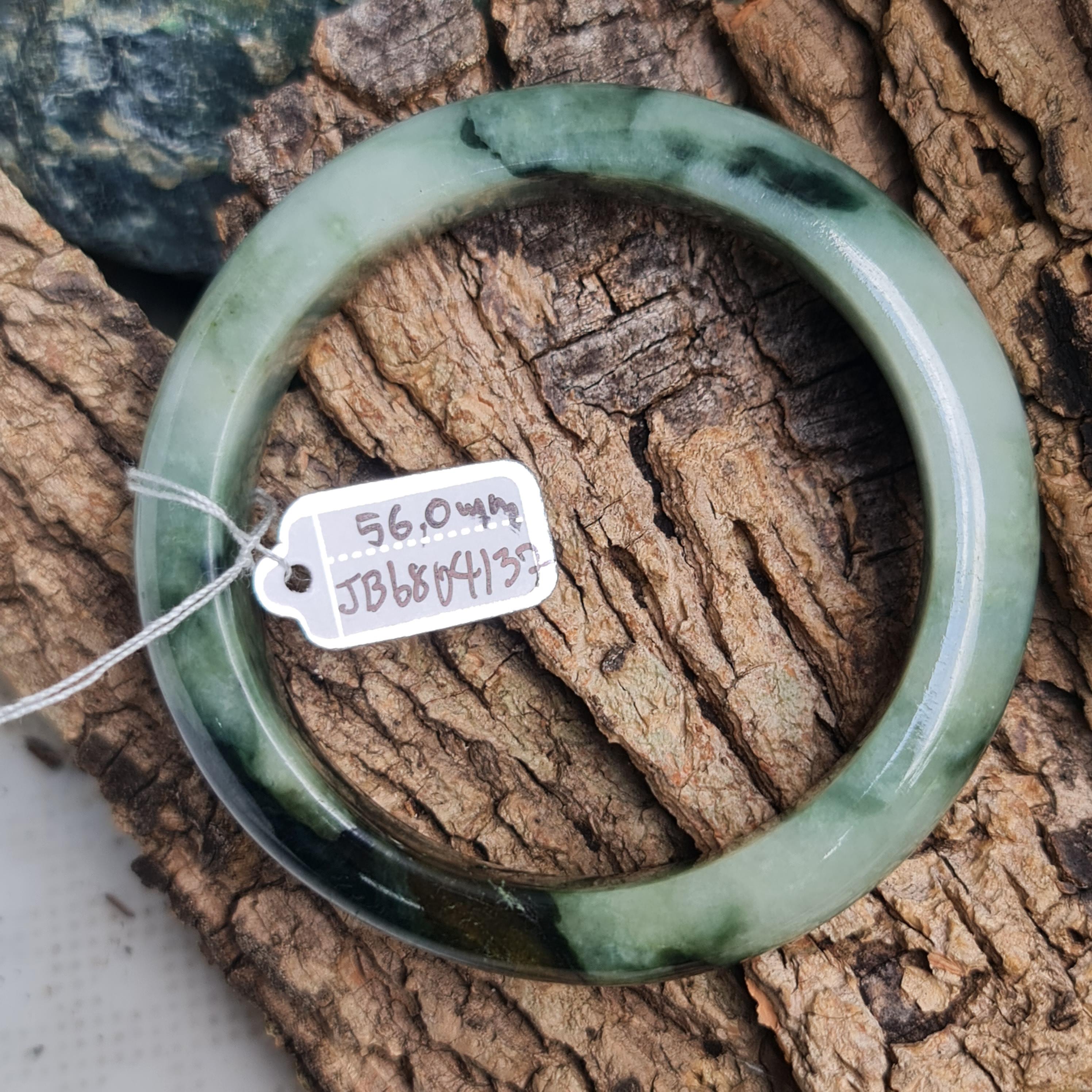 JB6804137 หยก พม่า แท้ Jade กำไลหยก 56.0 มม. (Jadeite bracelet) พม่า (Myanmar)