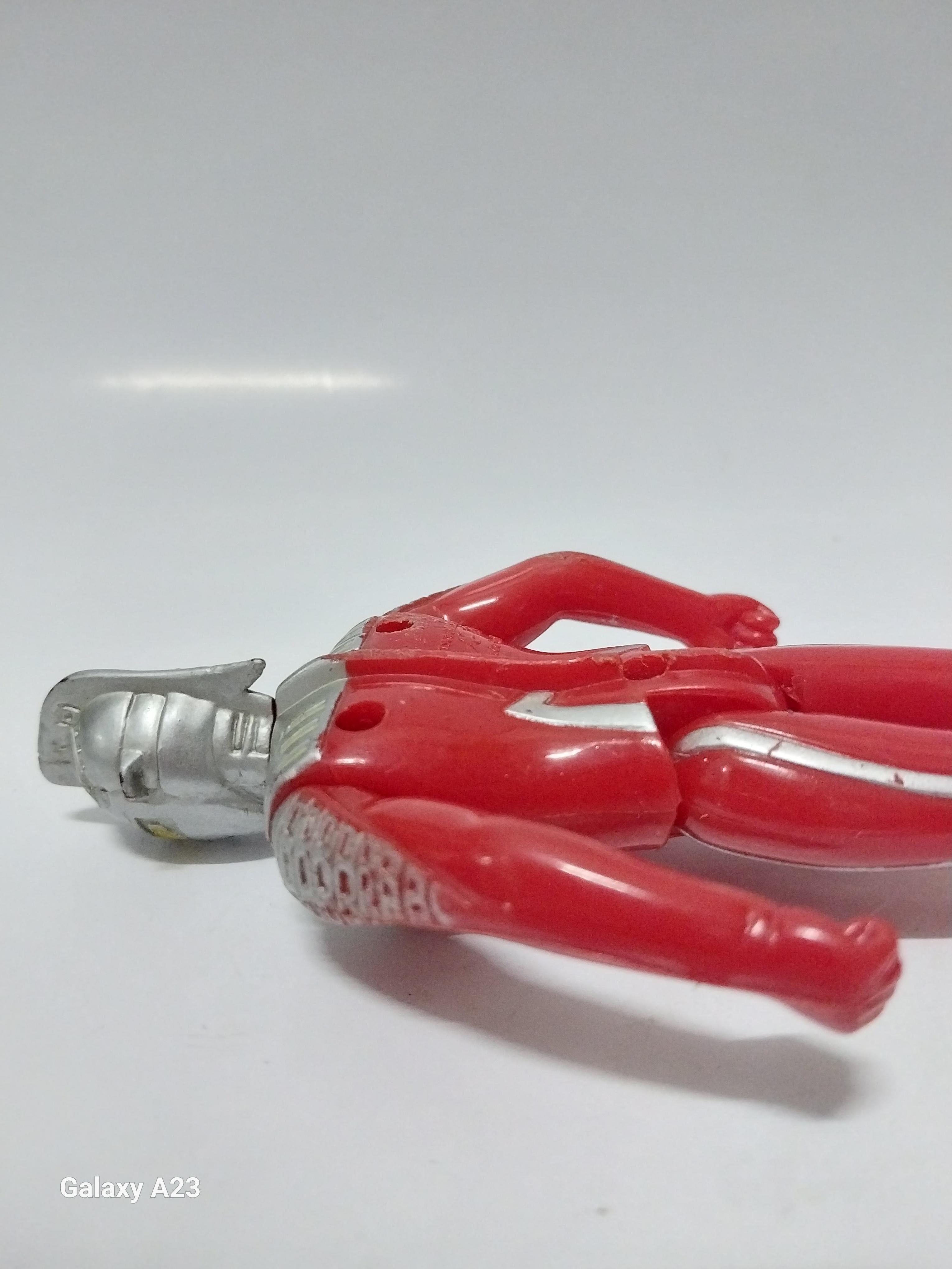 มีหลายภาพ** มีรอยที่ด้านหลังตามภาพ ฟิกเกอร์อุลตร้าเซเว่นยางตันมีจุดขยับ ขนาด 5 นิ้ว งานซึบุราย่า โปร Tsuburaya Pro ไม่หลวม