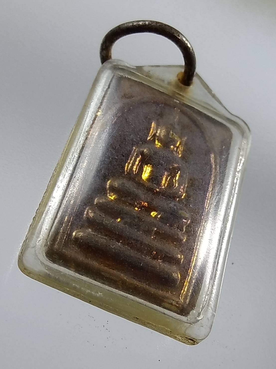 A1244 เหรียญสมเด็จคะแนนหูบายศรี หลังนางกวัก ไม่ทราบที่ครับ