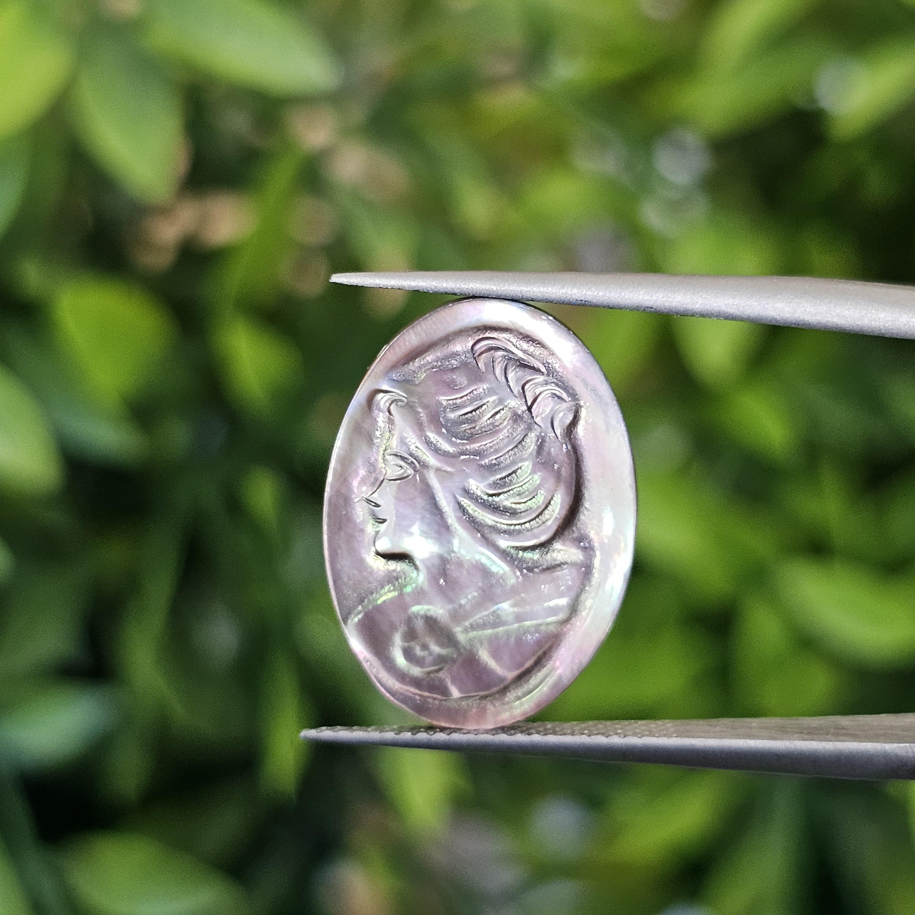 เปลือกหอยมุก แกะสลัก Pearl Shell Carved 2.70 กะรัต (Cts.)