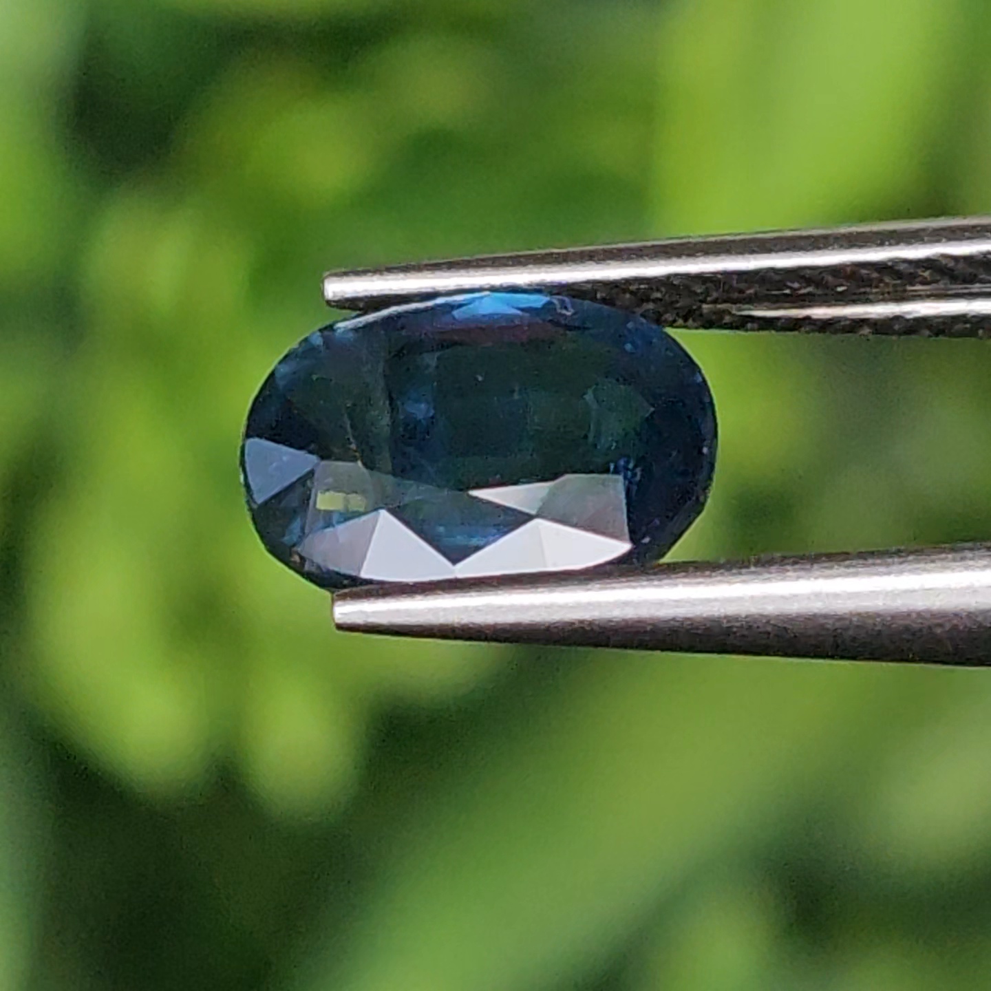 พลอย ไพลิน Blue Sapphire 2.64 กะรัต (Cts.) พลอยแท้ อัญมณีมงคลประจําวันเกิด เครื่องประดับพลอย